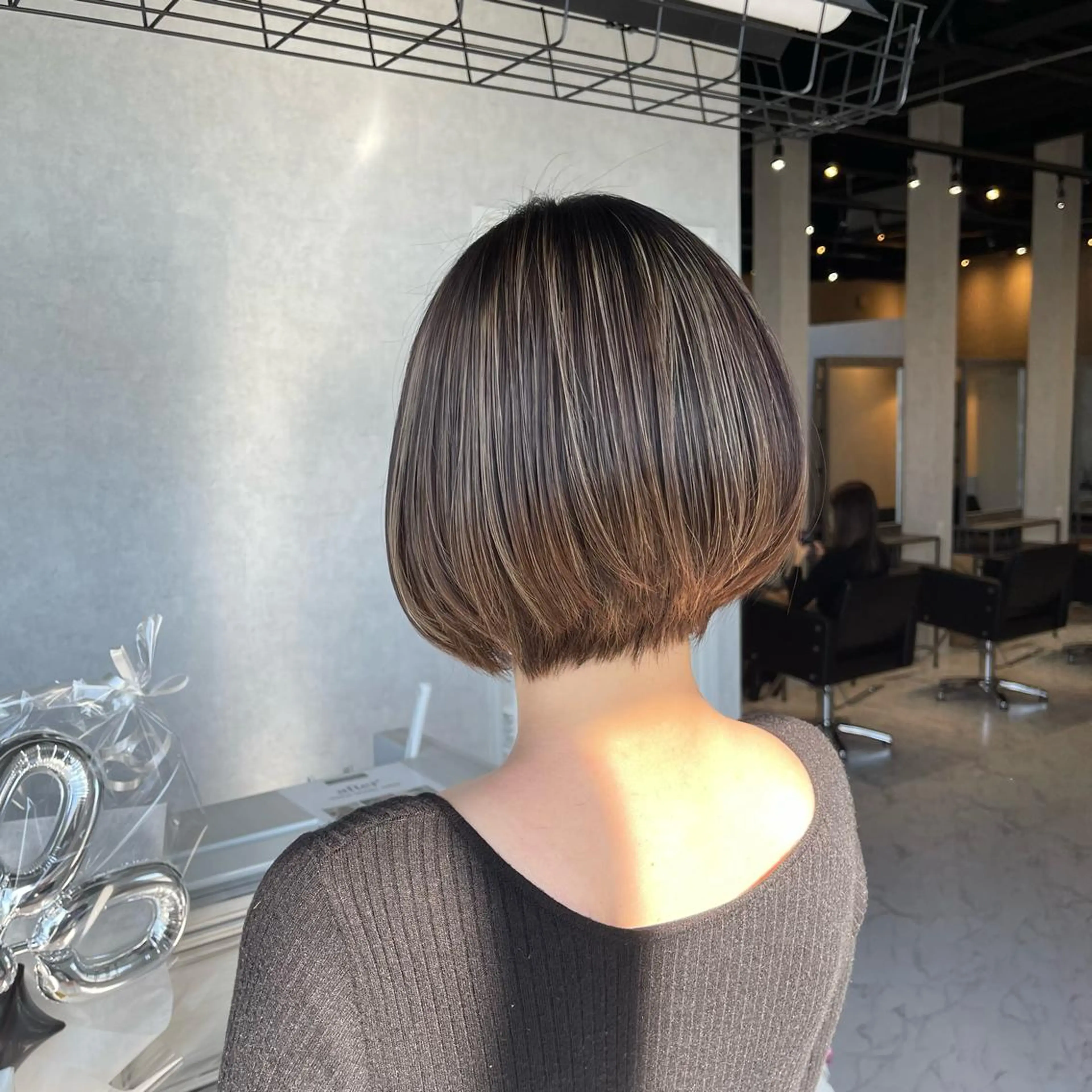 ショート カラー バレイヤージュ デザインカラー ハイライトカラー 外国人風カラー ハイライト カット ヘアカラー トリートメント アンドウ ユウ/ レイヤーカット/韓国のヘアスタイル