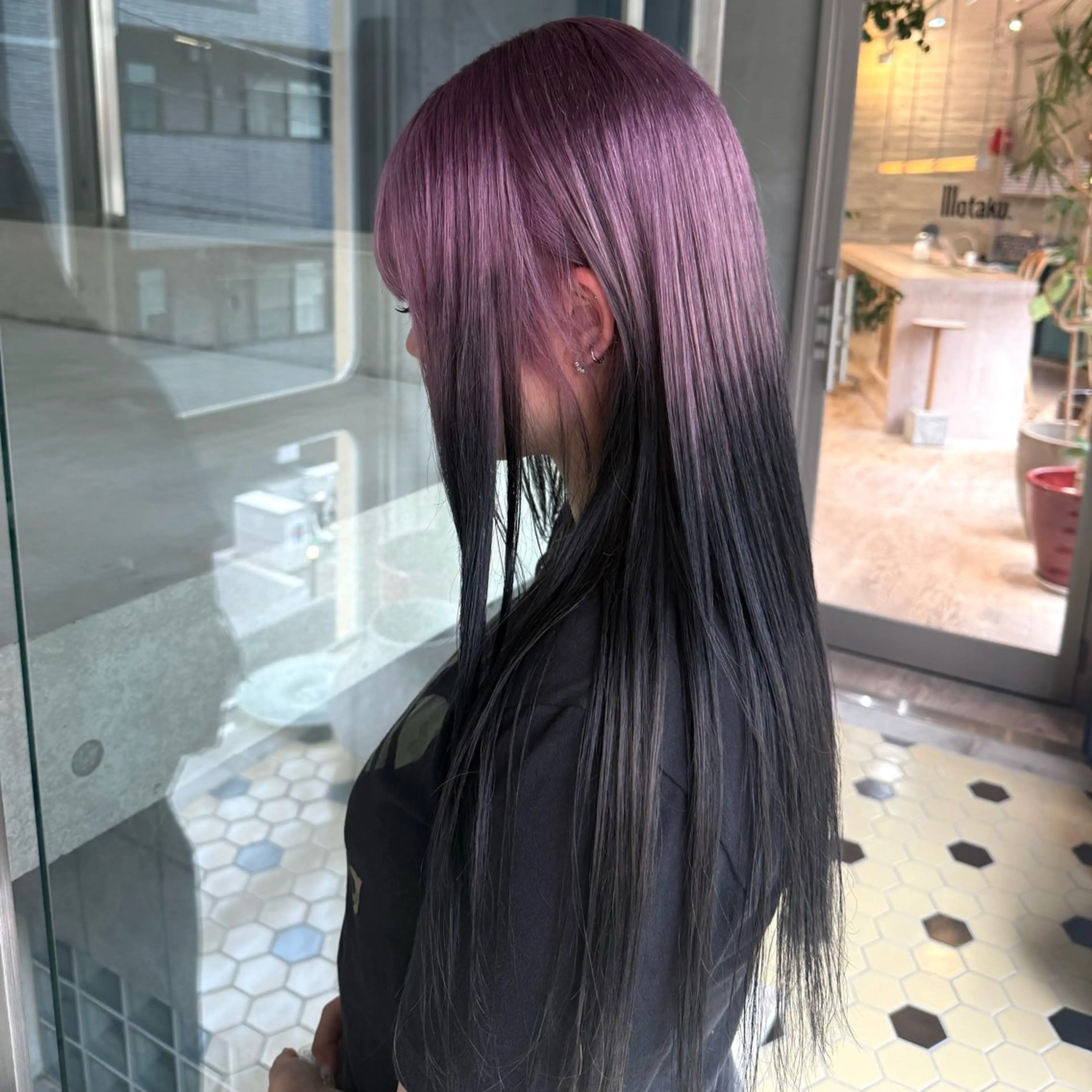 ブリーチ込みデザインカラー + 3step トリートメントの写真