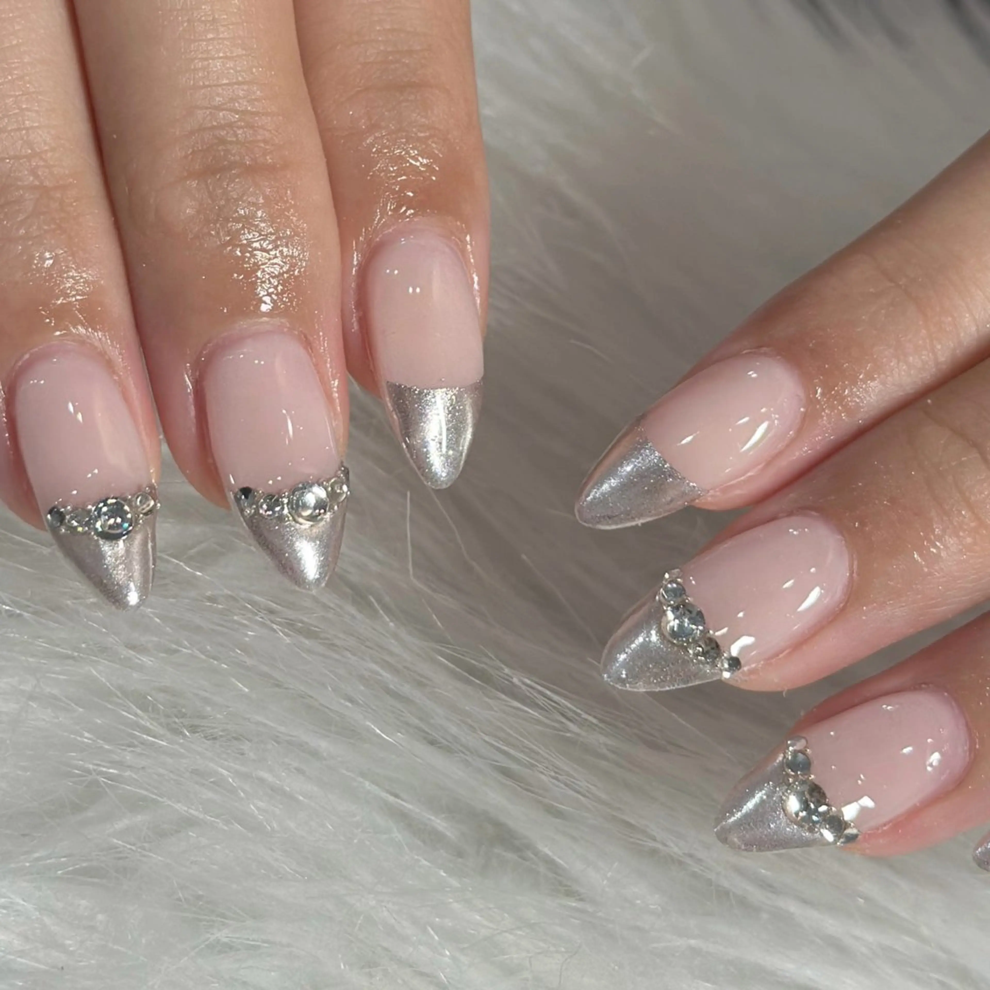 ネイル ハンドネイル LAVISH nanamiのネイルデザイン