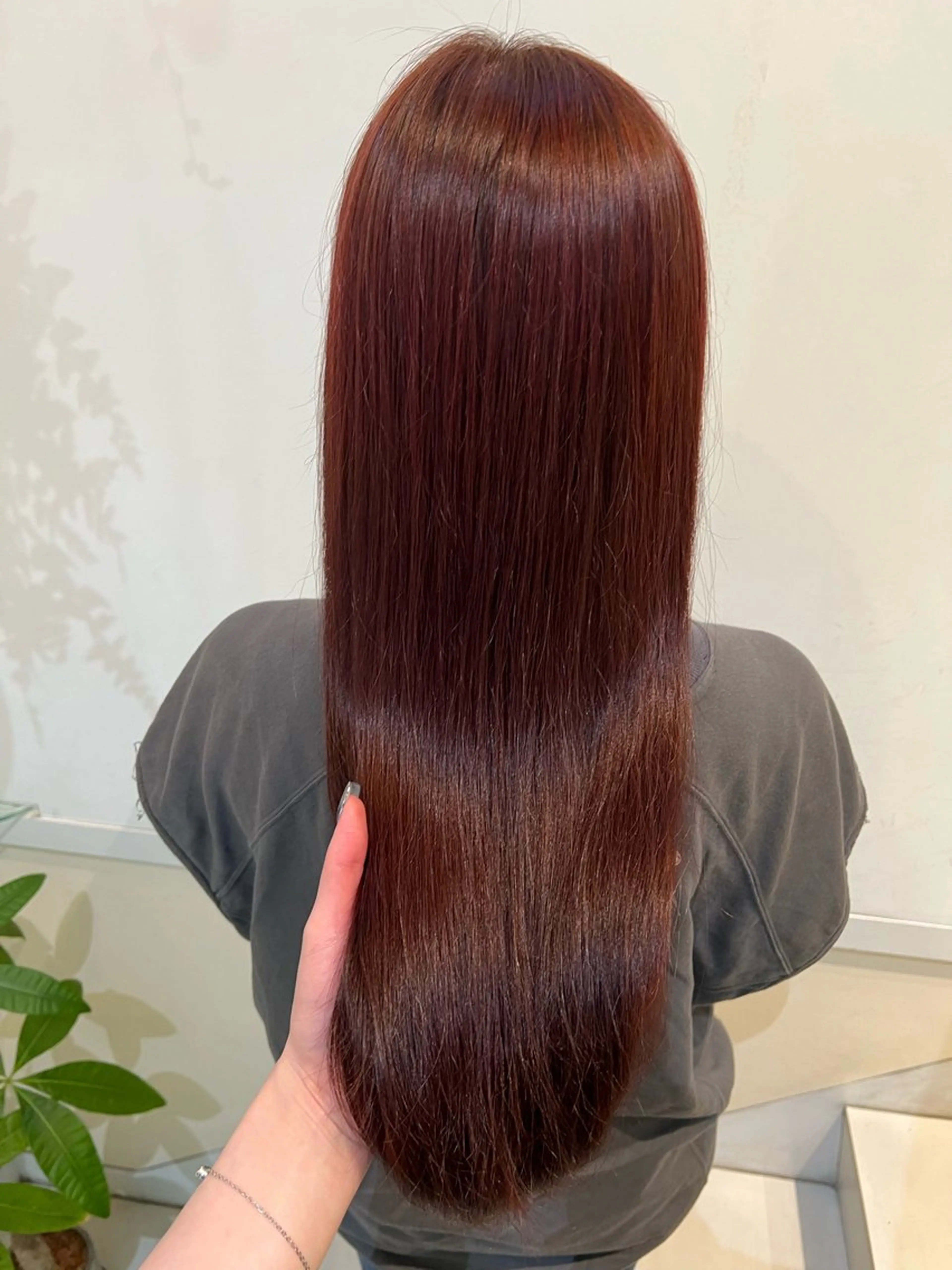 ロング カラー ブリーチ ボルドーカラー ダブルカラー ブリーチなしカラー ヘアカラー ブリーチしない暖色 カラー🥀杉 優菜のヘアスタイル