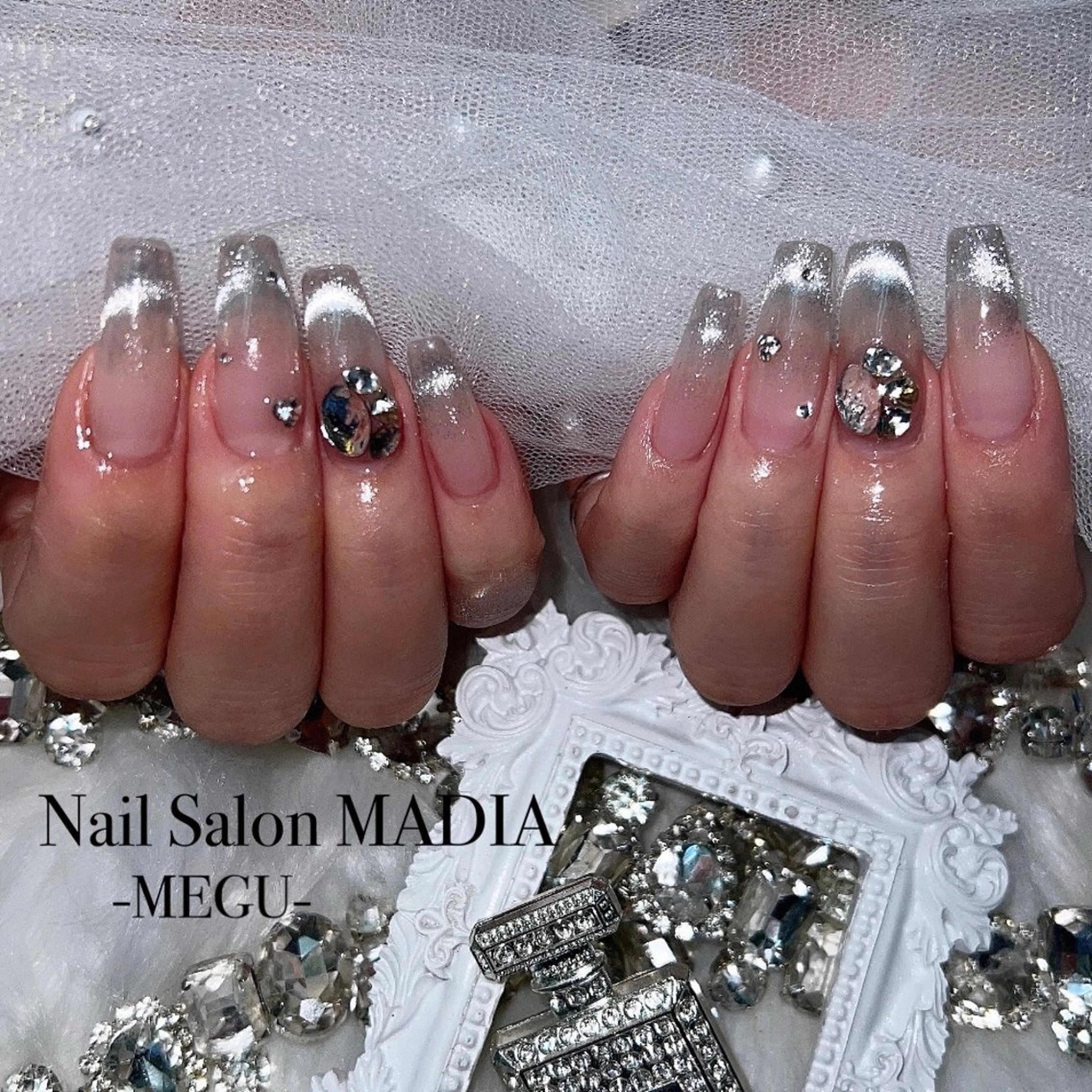 ネイル MADIA藤沢所属・MADIA MEGUのネイルデザイン