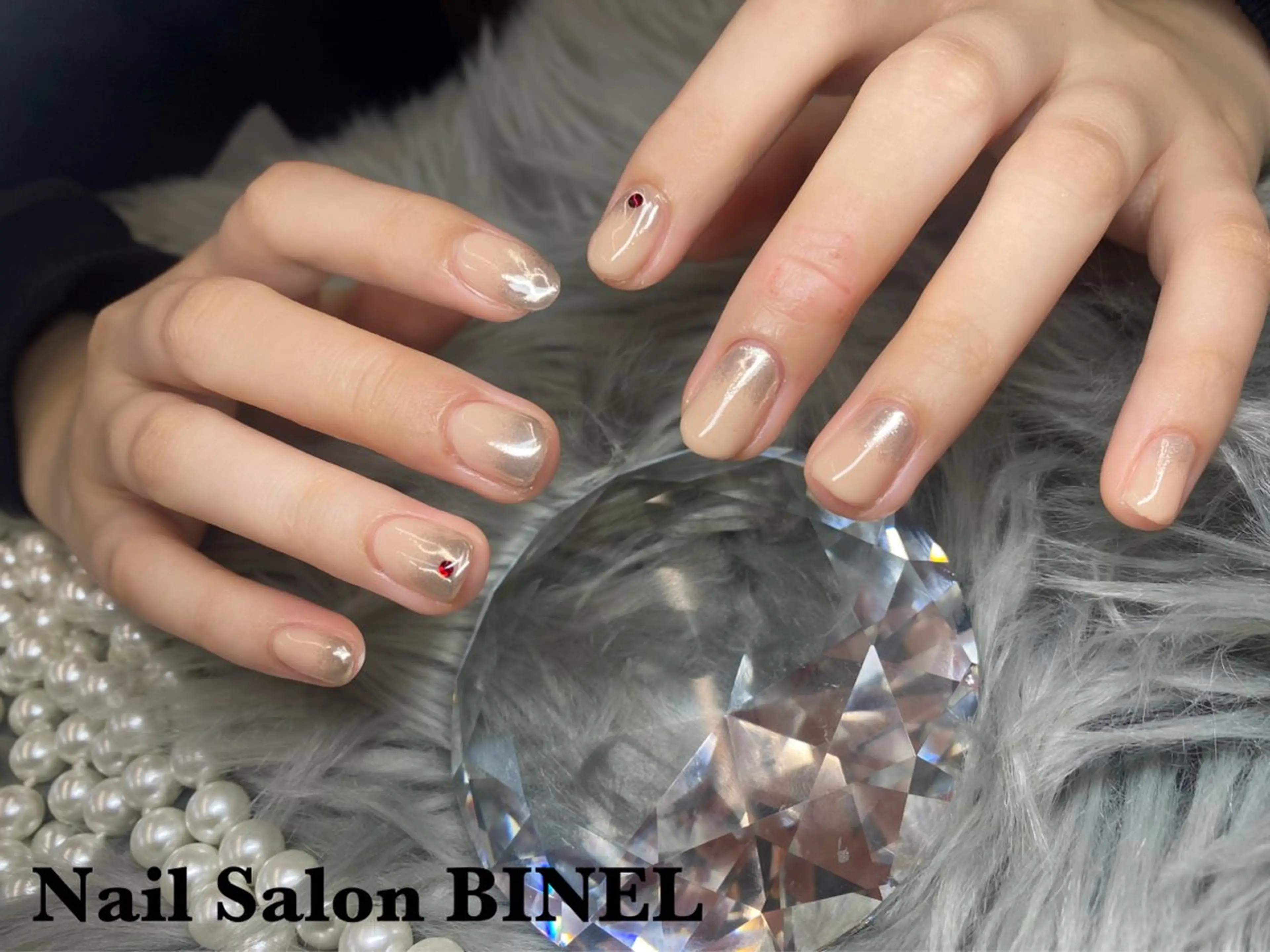 ネイル グラデーション ミラーネイル ハンドネイル H. Yuukaのネイルデザイン