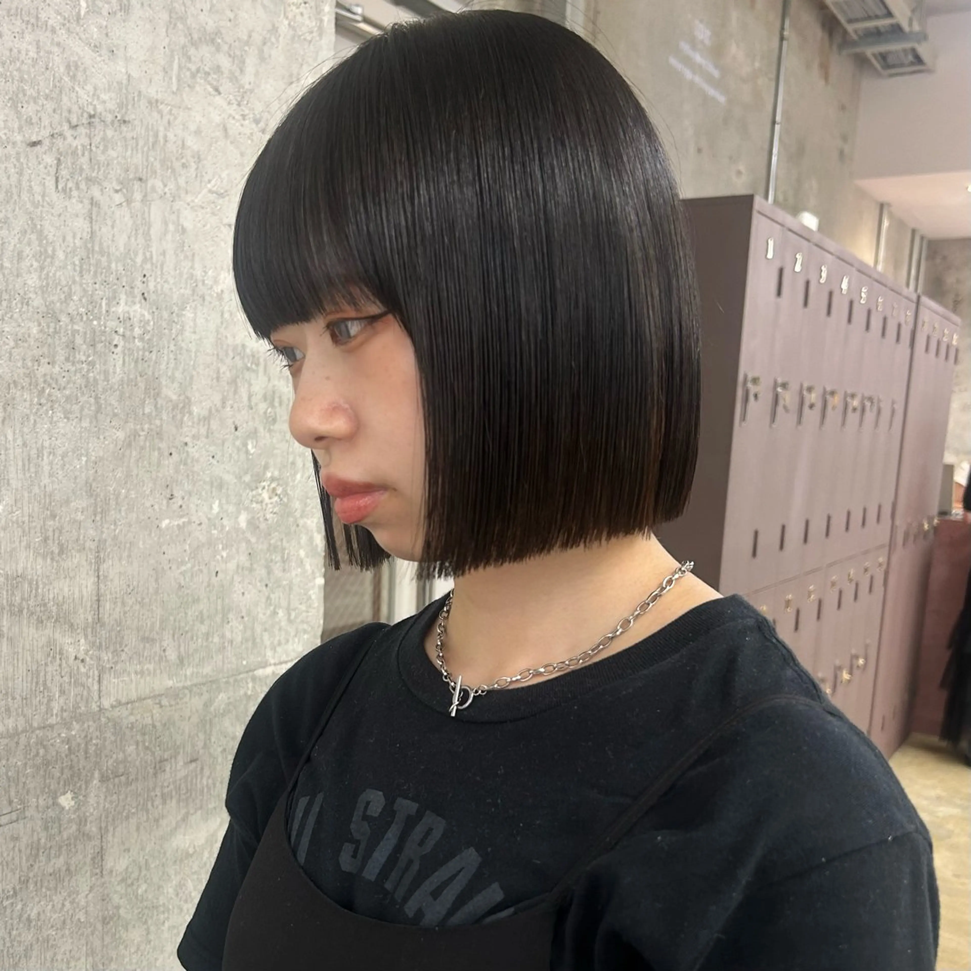 ミディアム 縮毛矯正 伊藤ほのか/酸性 ストレート/オリーブのヘアスタイル