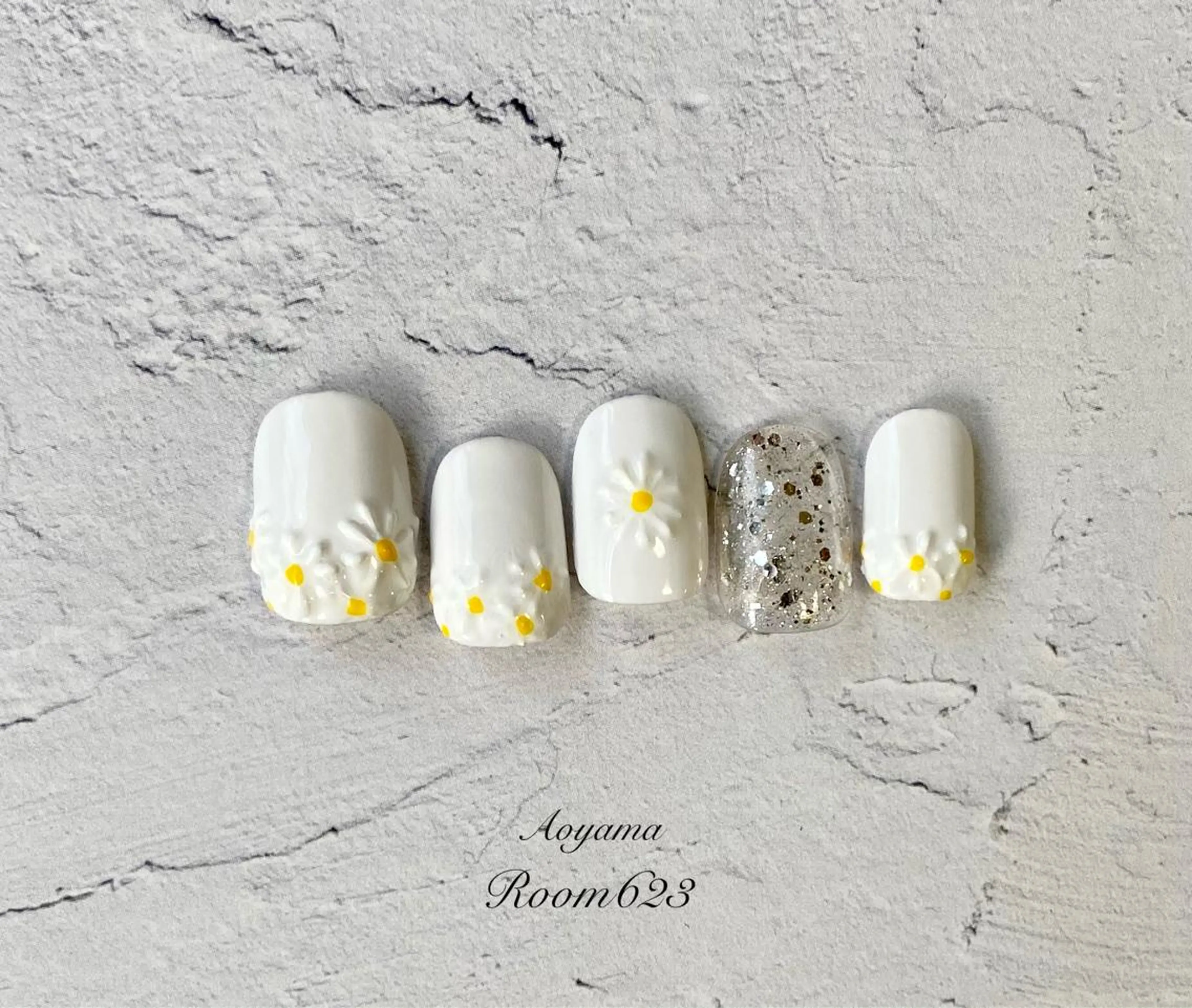 ネイル 青山ルーム735 yukiのネイルデザイン