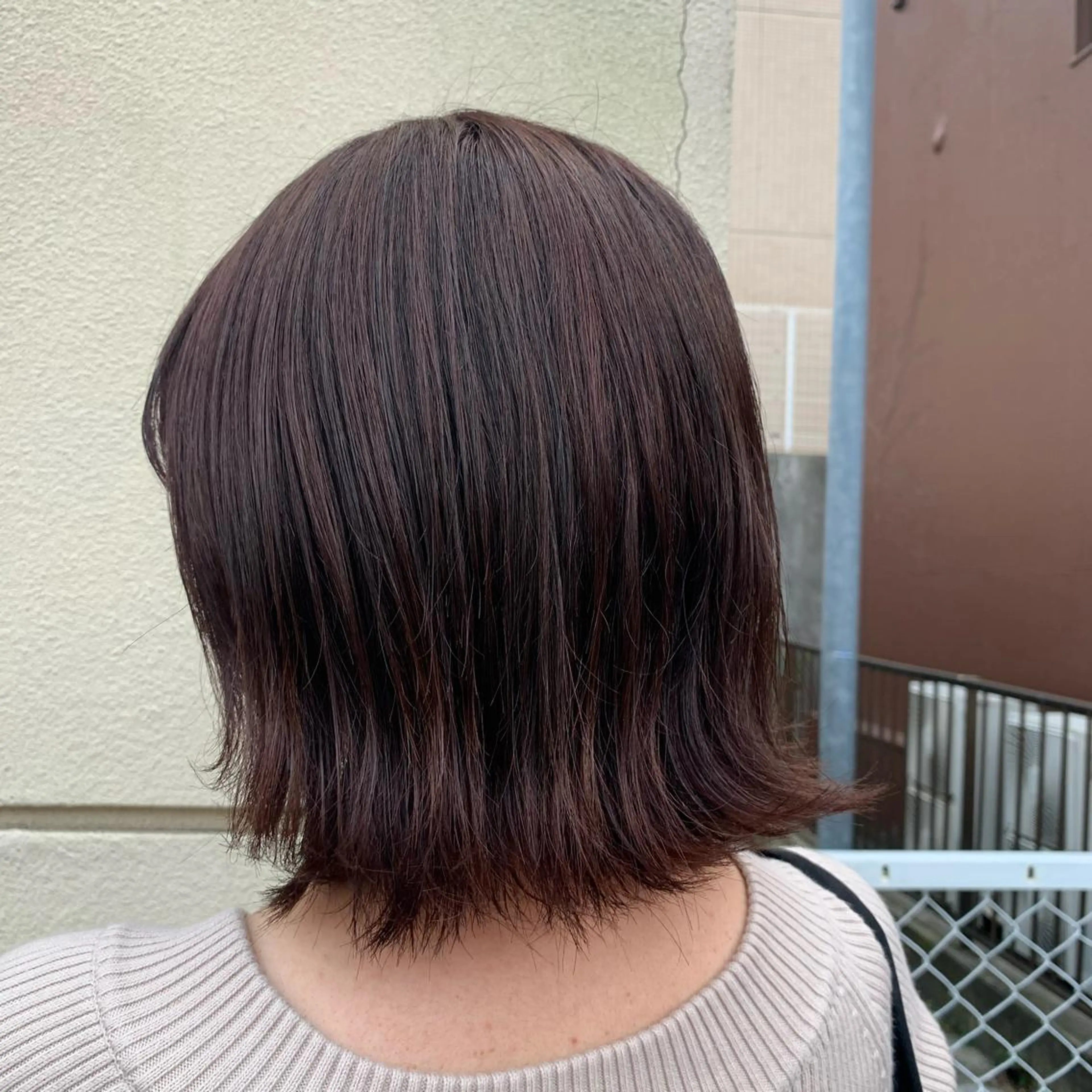 ミディアム カラー ブラウンカラー ピンクカラー ピンクブラウン ヘアカラー ウスイ ハルカのヘアスタイル