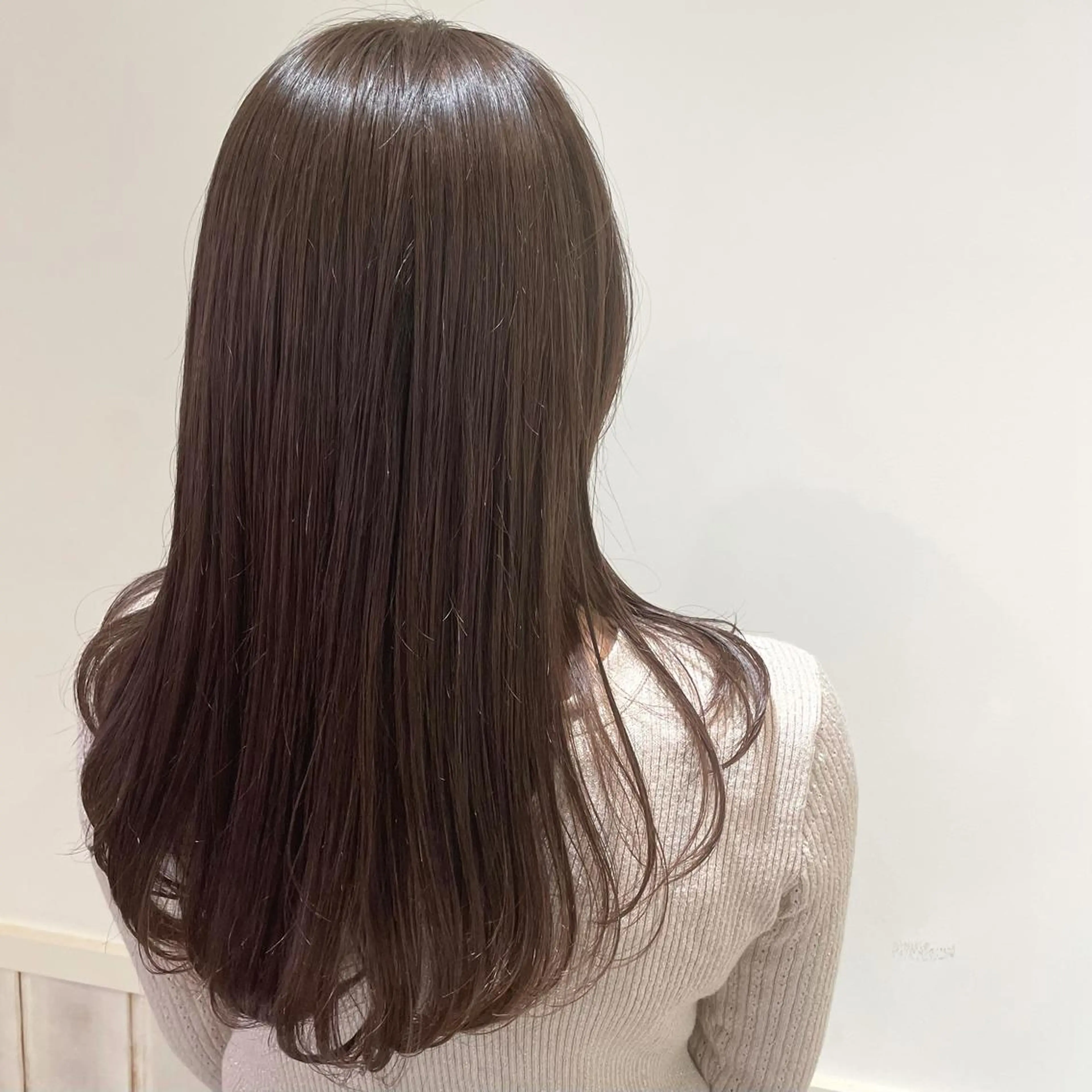 ロング カラー スナコザワ レナのヘアスタイル