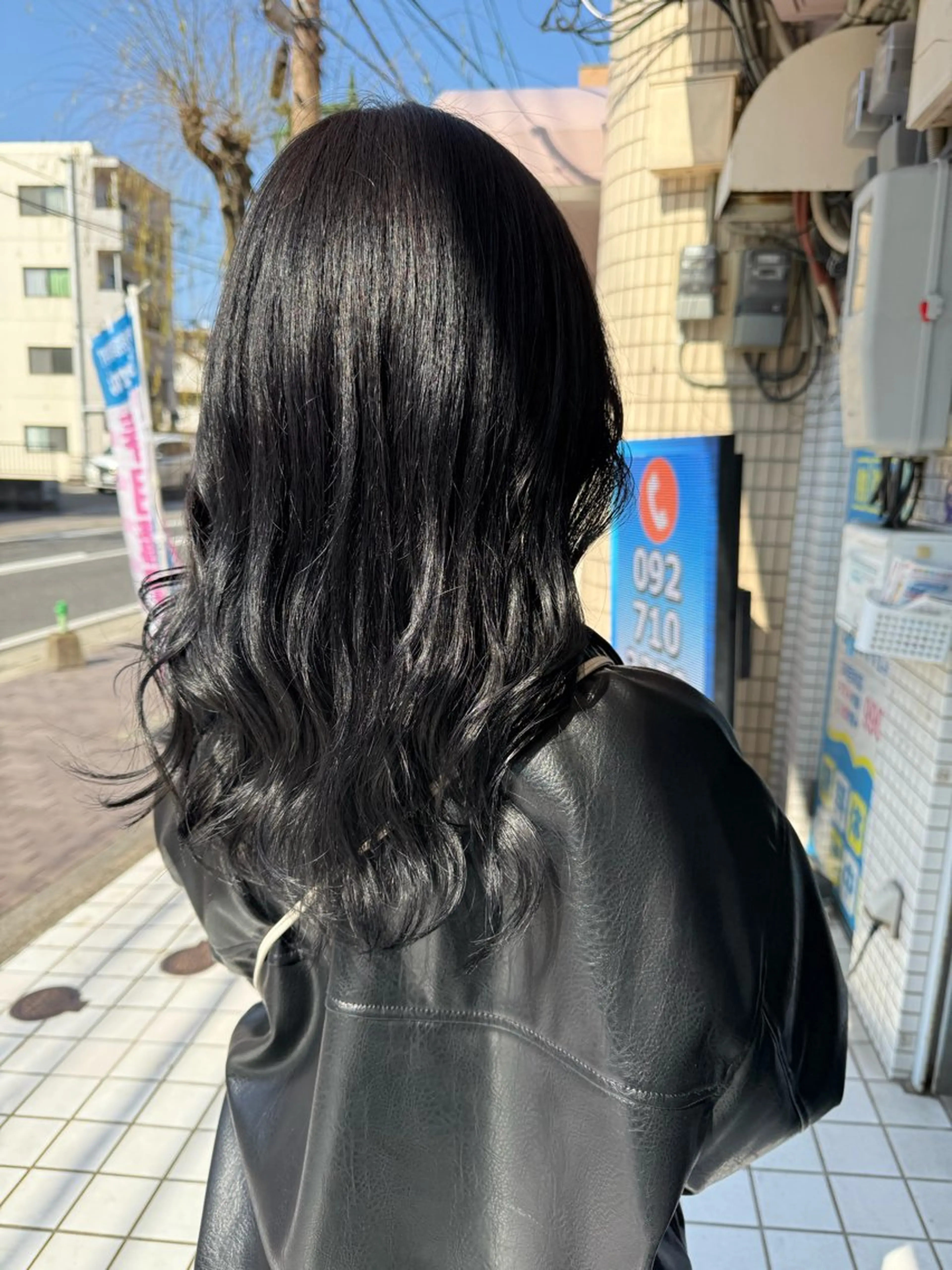 ロング カラー 黒髪 ブルーカラー ブルーブラック Bish Yanaのヘアスタイル