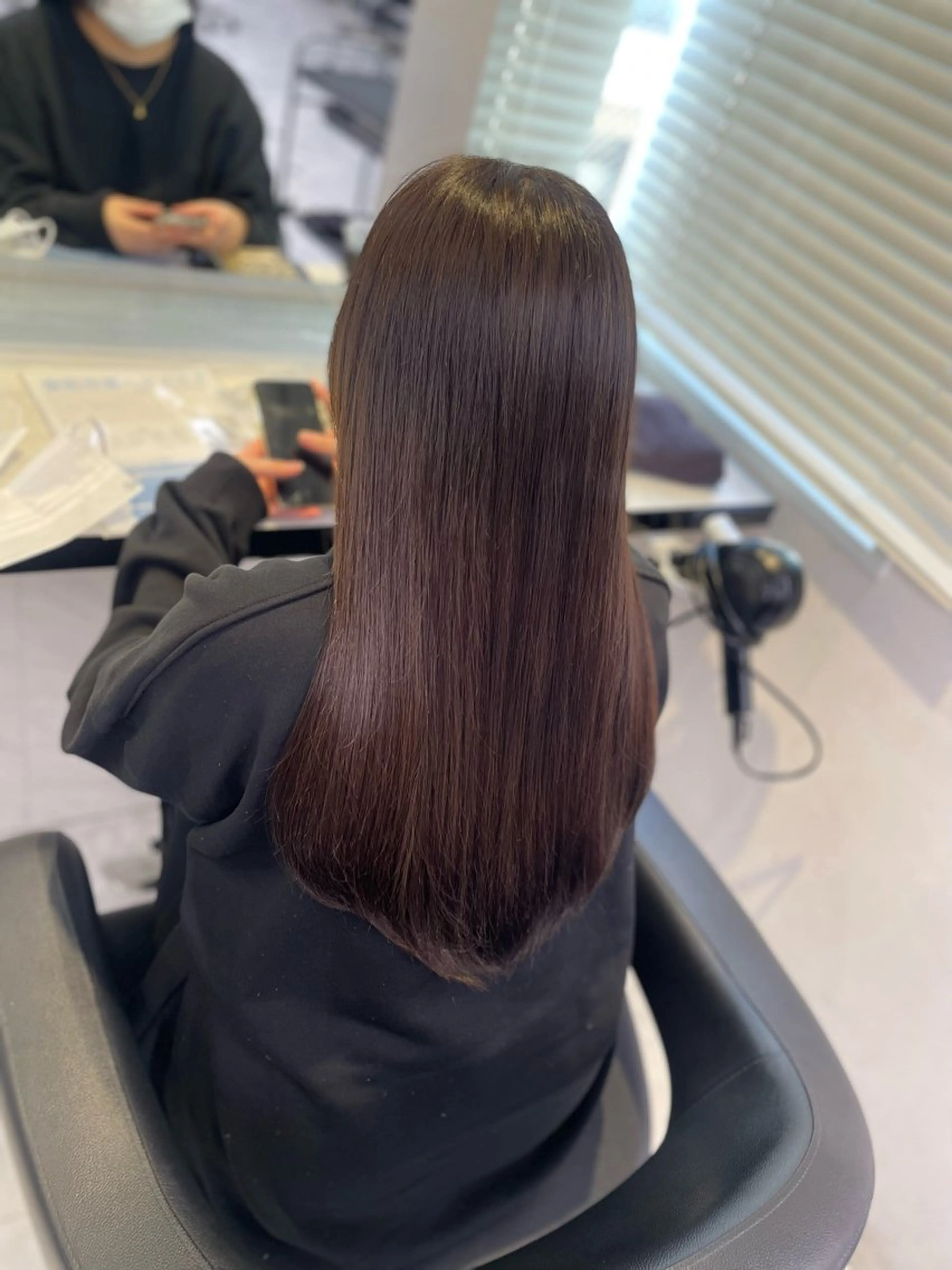 セミロング トリートメント うる艶トレンドヘア 🕊️上野BABYのヘアスタイル