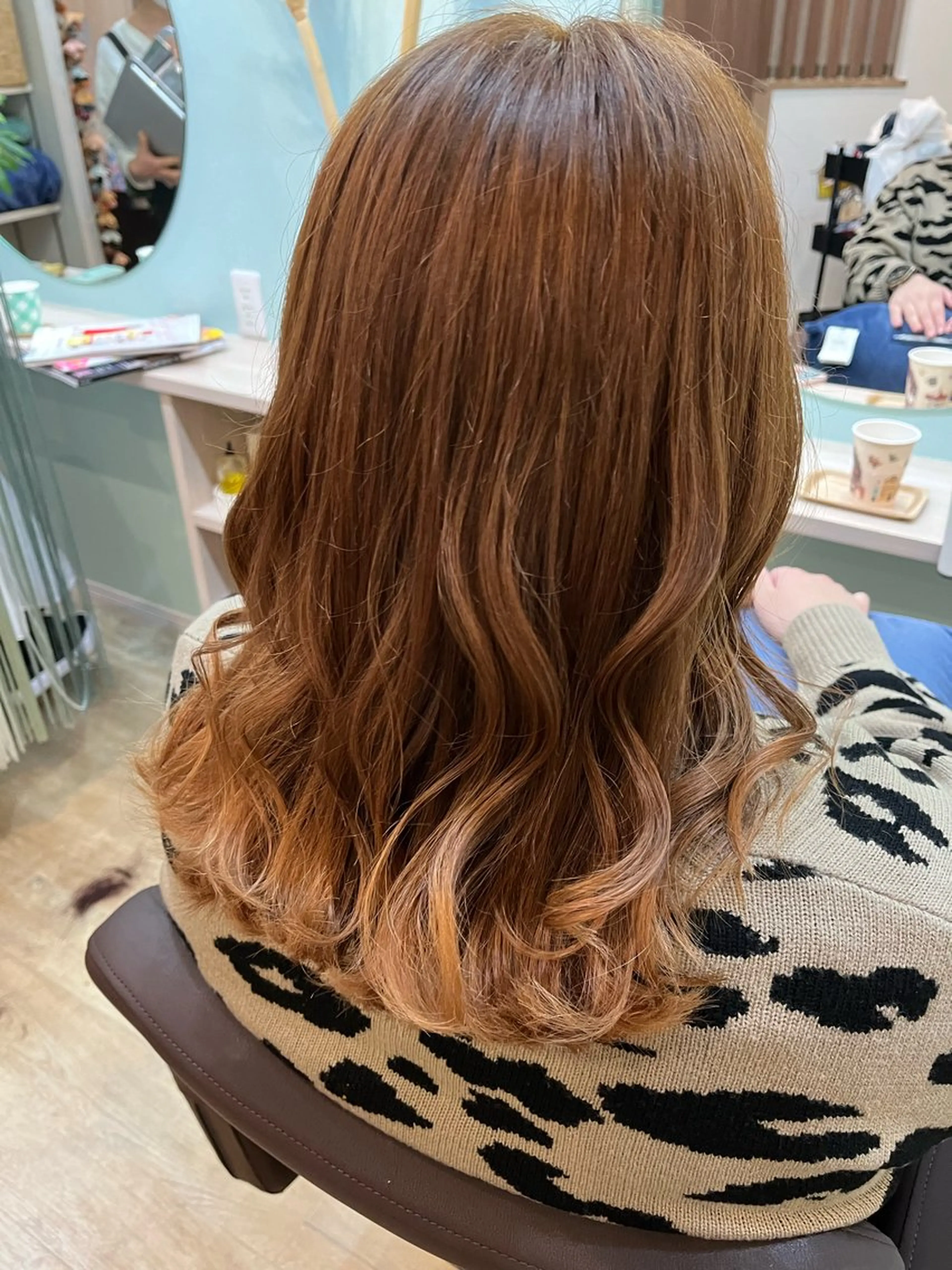 セミロング カラー ヘアアレンジ ヘアカラー like みやびのヘアスタイル