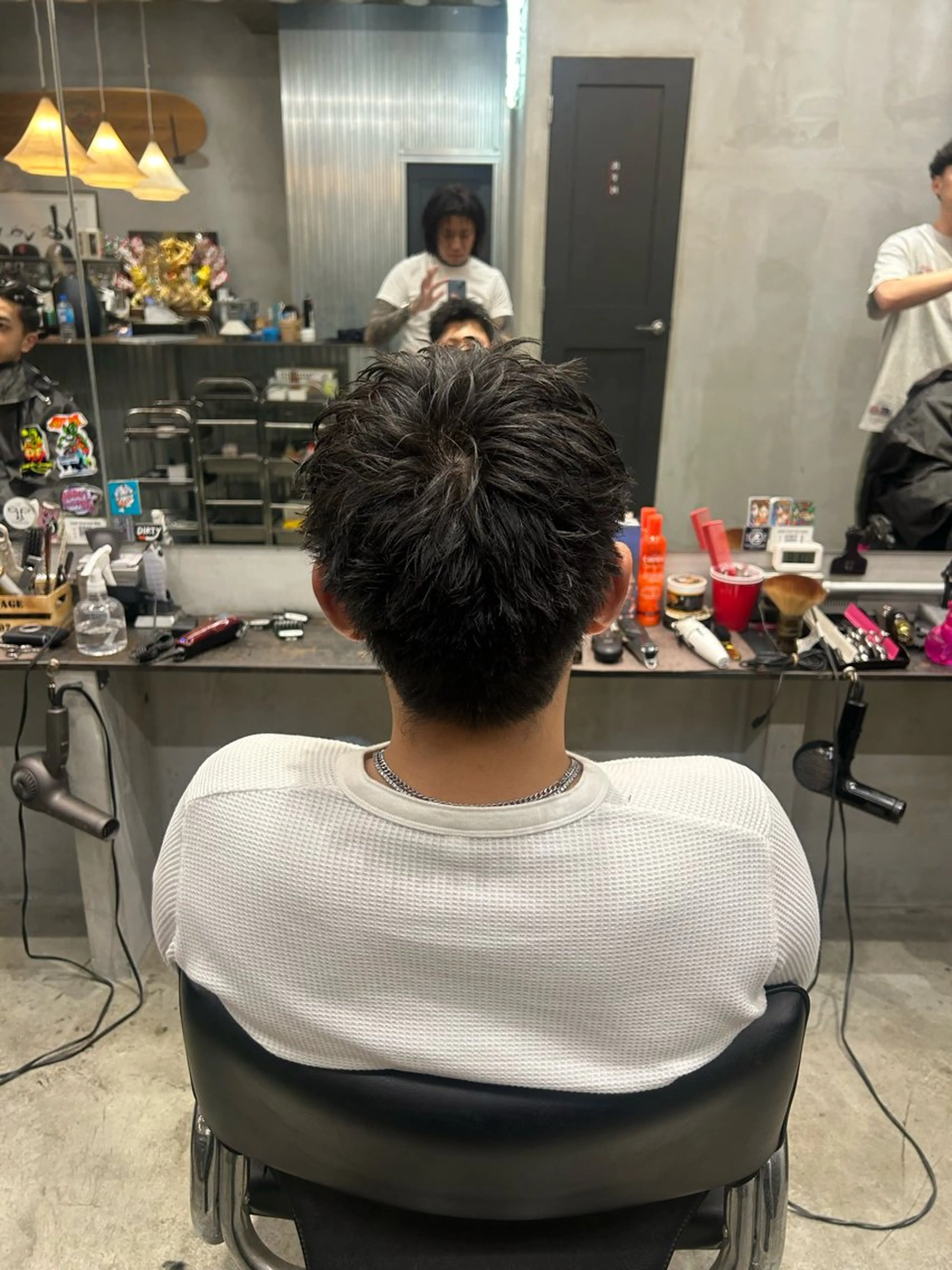 ショート メンズ スパイキーショート くせ毛 ショートヘア カット 【明大前フェード/ メンズパーマ/岳】のヘアスタイル