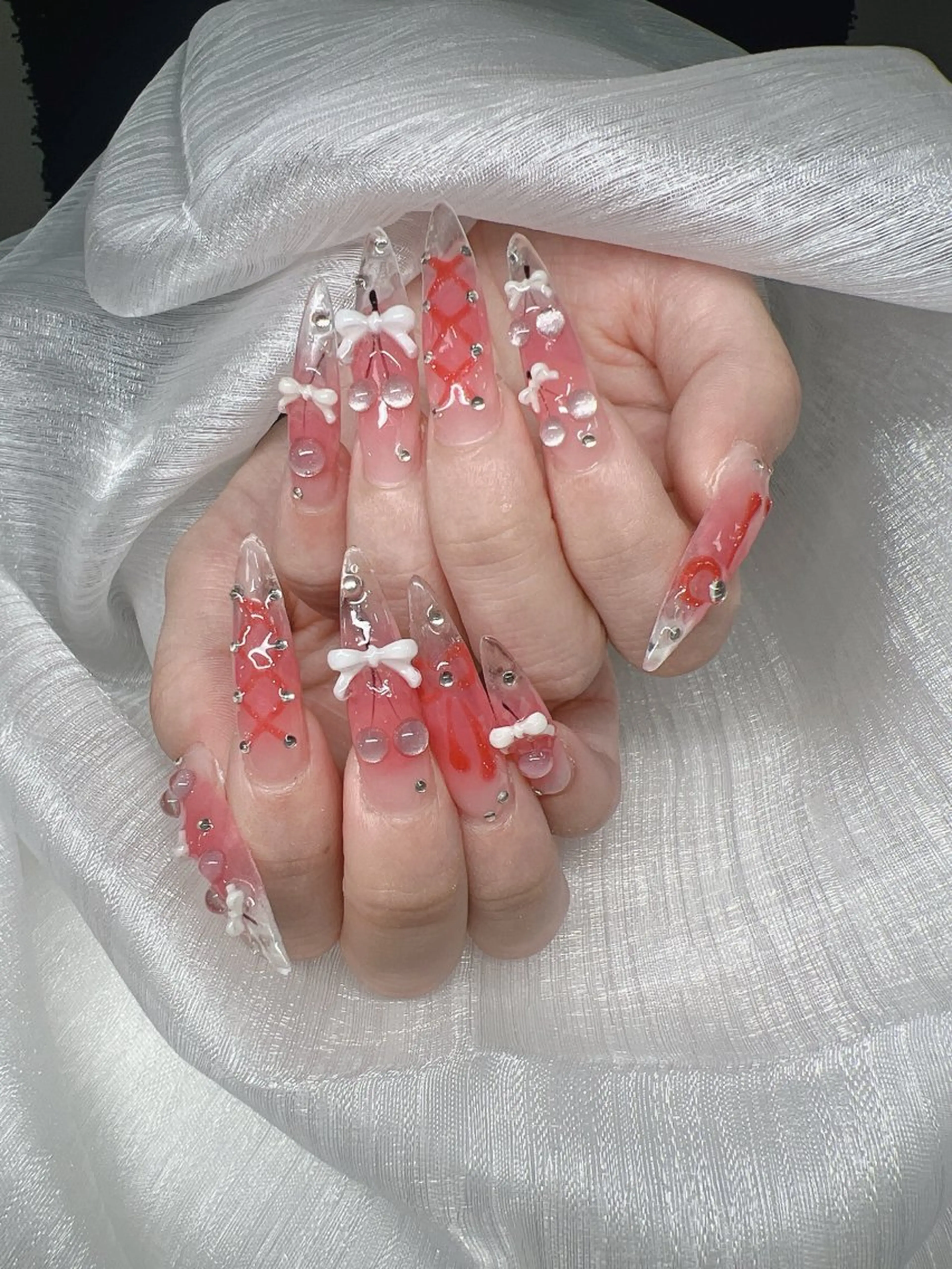 ネイル 長さ出し グラデーション キラキラネイル マグネットネイル ニュアンスネイル ハンドネイル Lee Nails チップ長さだし専門店のネイルデザイン