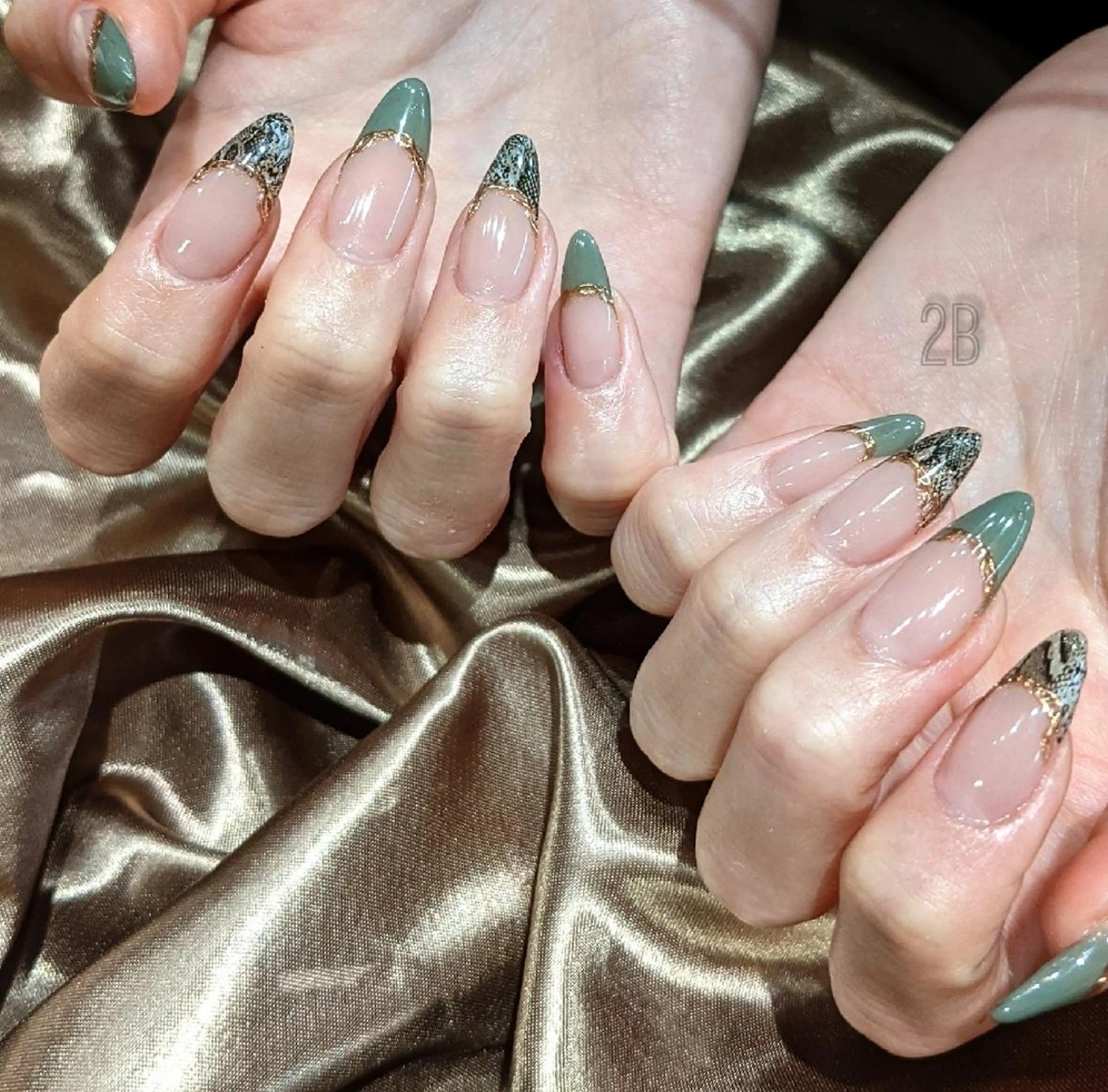 ネイル アートネイル オーロラネイル クリアネイル フレンチネイル ジェルネイル 2B__nails ニービー京都伏見区のネイルデザイン