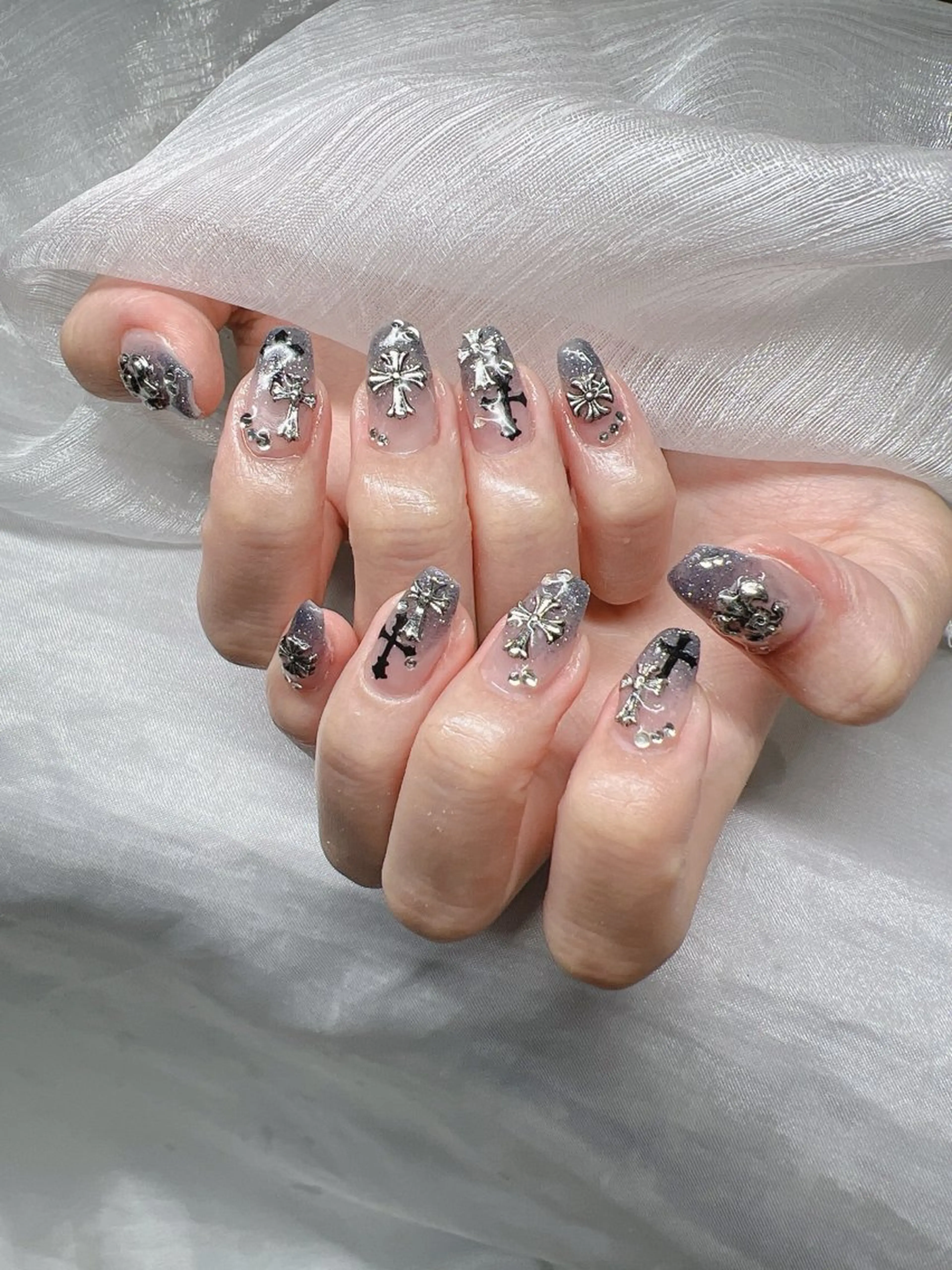 ネイル ハンドネイル Lee Nailsのネイルデザイン