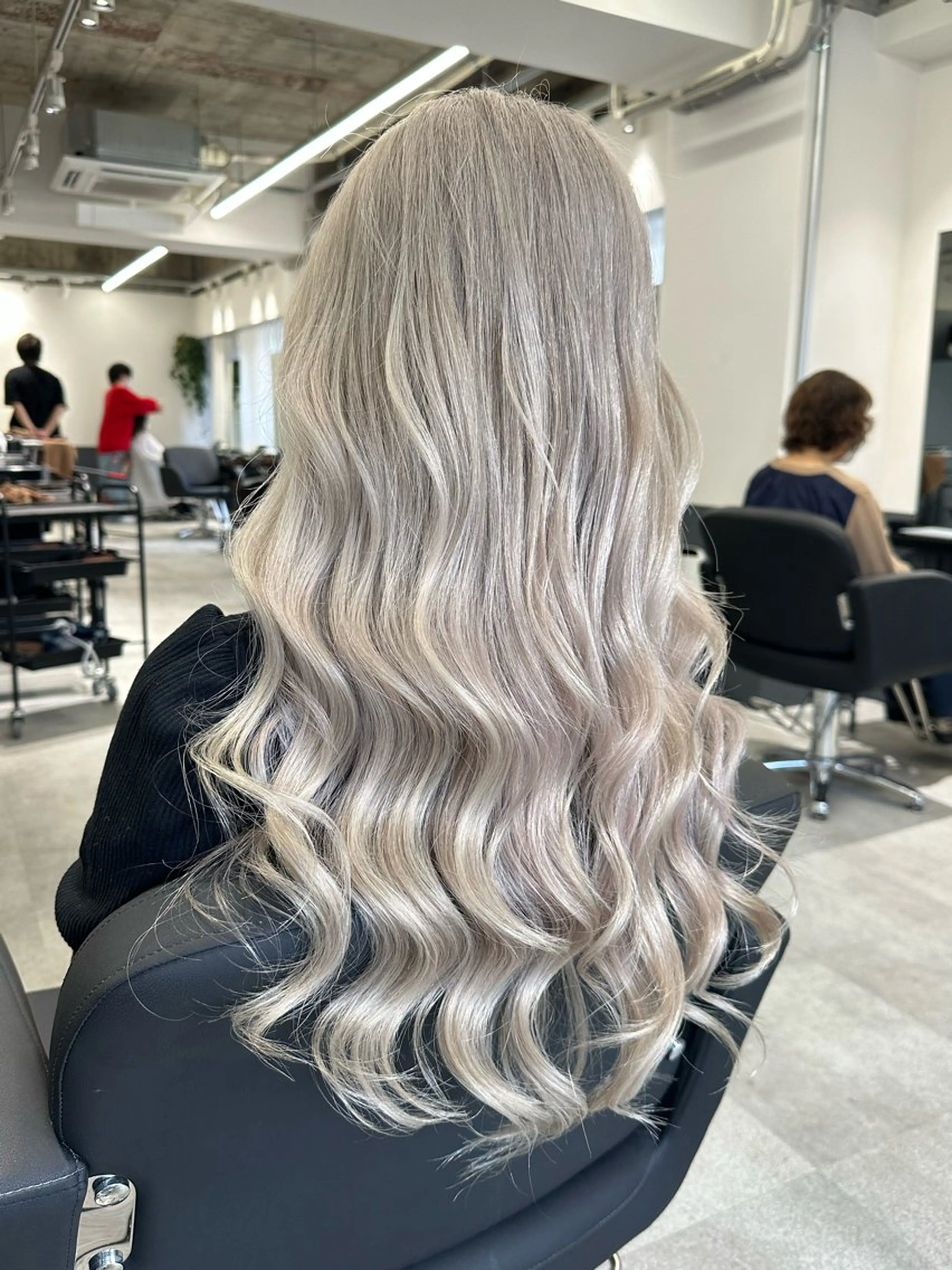 カラー ciera. アオイのヘアスタイル