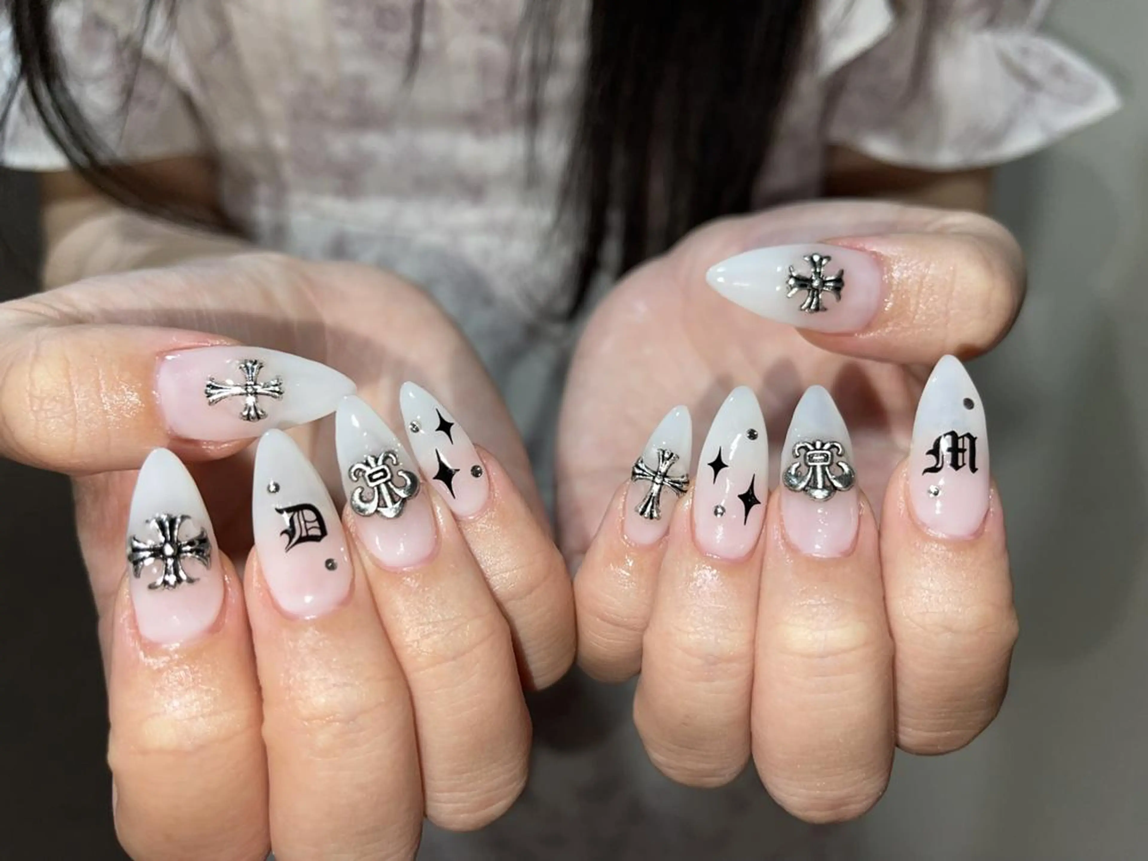 ネイル 🦋y y Nail 🤍のネイルデザイン