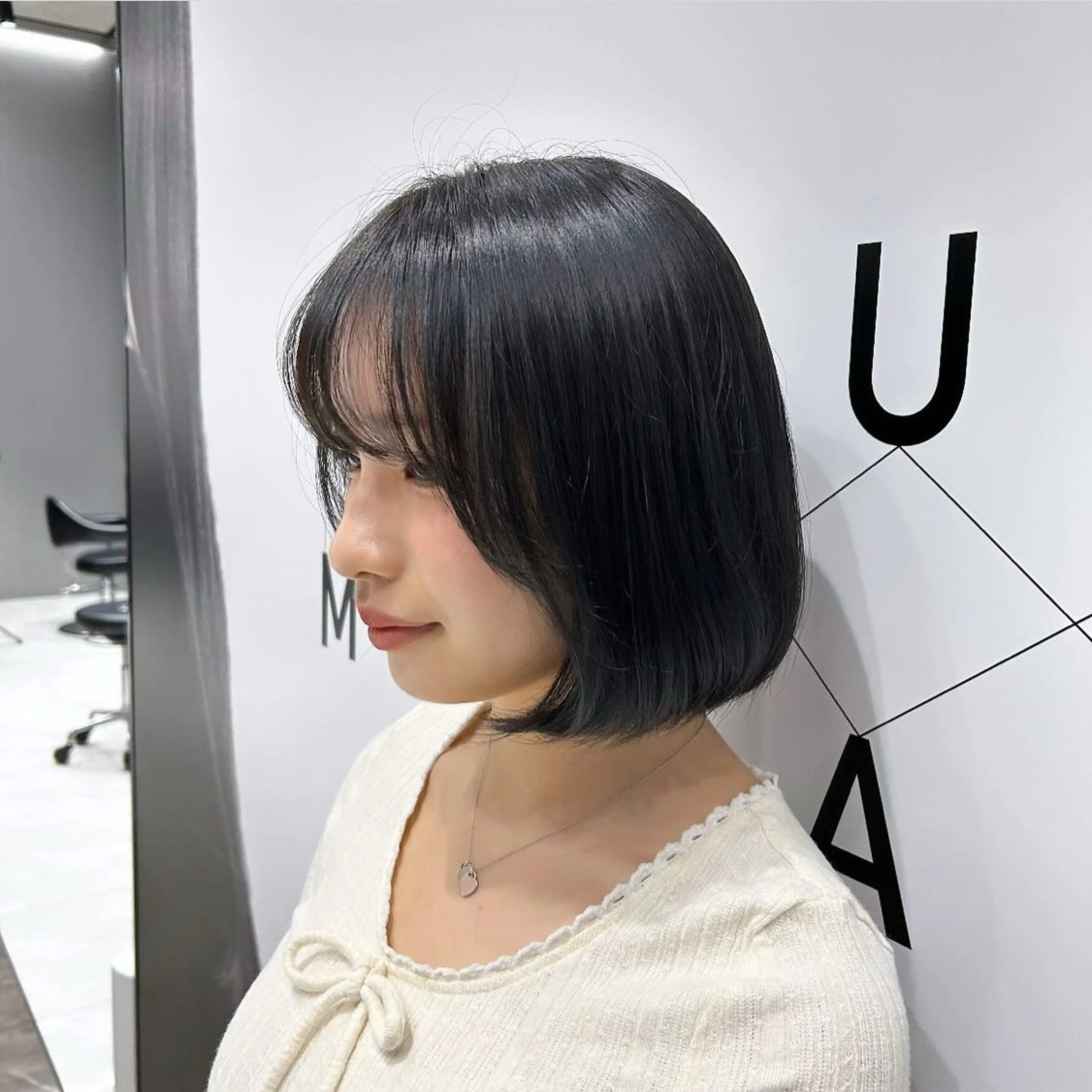 ショート カラー 透明感カラー ヘアカラー トリートメント 近藤 ちかのヘアスタイル