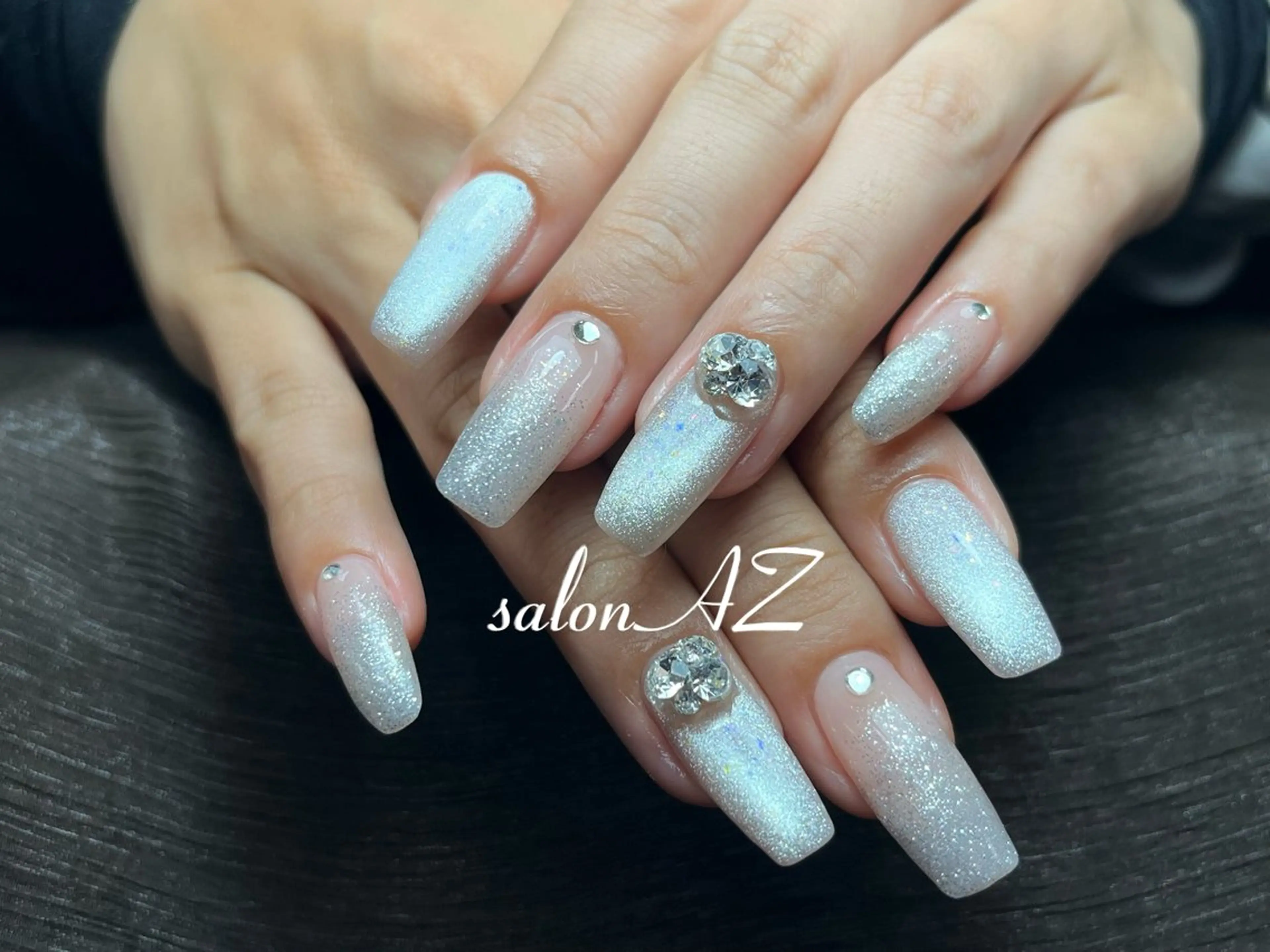 ネイル アートネイル 長さ出し フットネイル フレンチネイル ジェルネイル ハンドネイル salonAZ トップネイリストのネイルデザイン