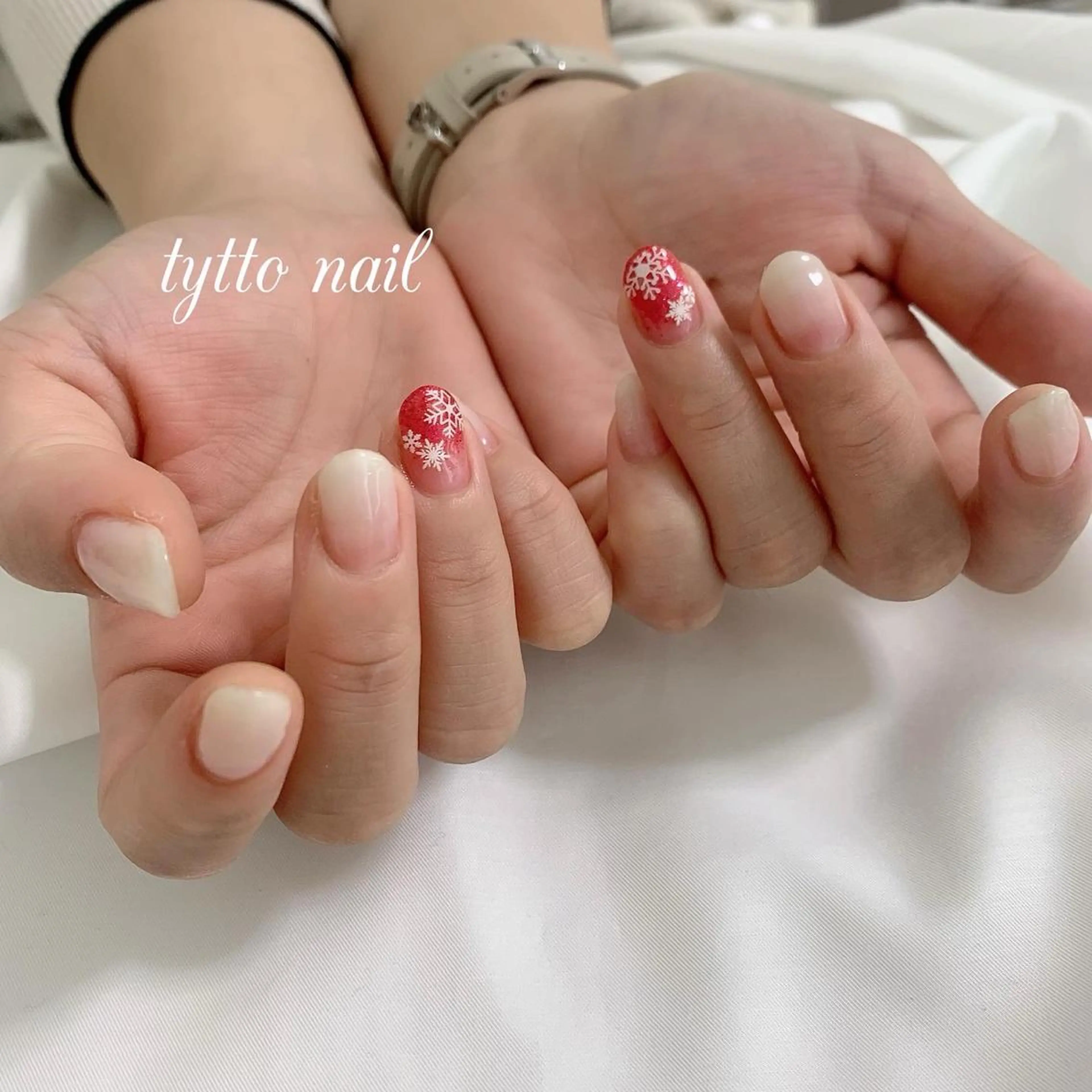 ネイル グラデーション 韓国ネイル ラメ(グリッター) オフィスネイル 赤色 tytto nail ❤︎‪‪eri‪‪のネイルデザイン