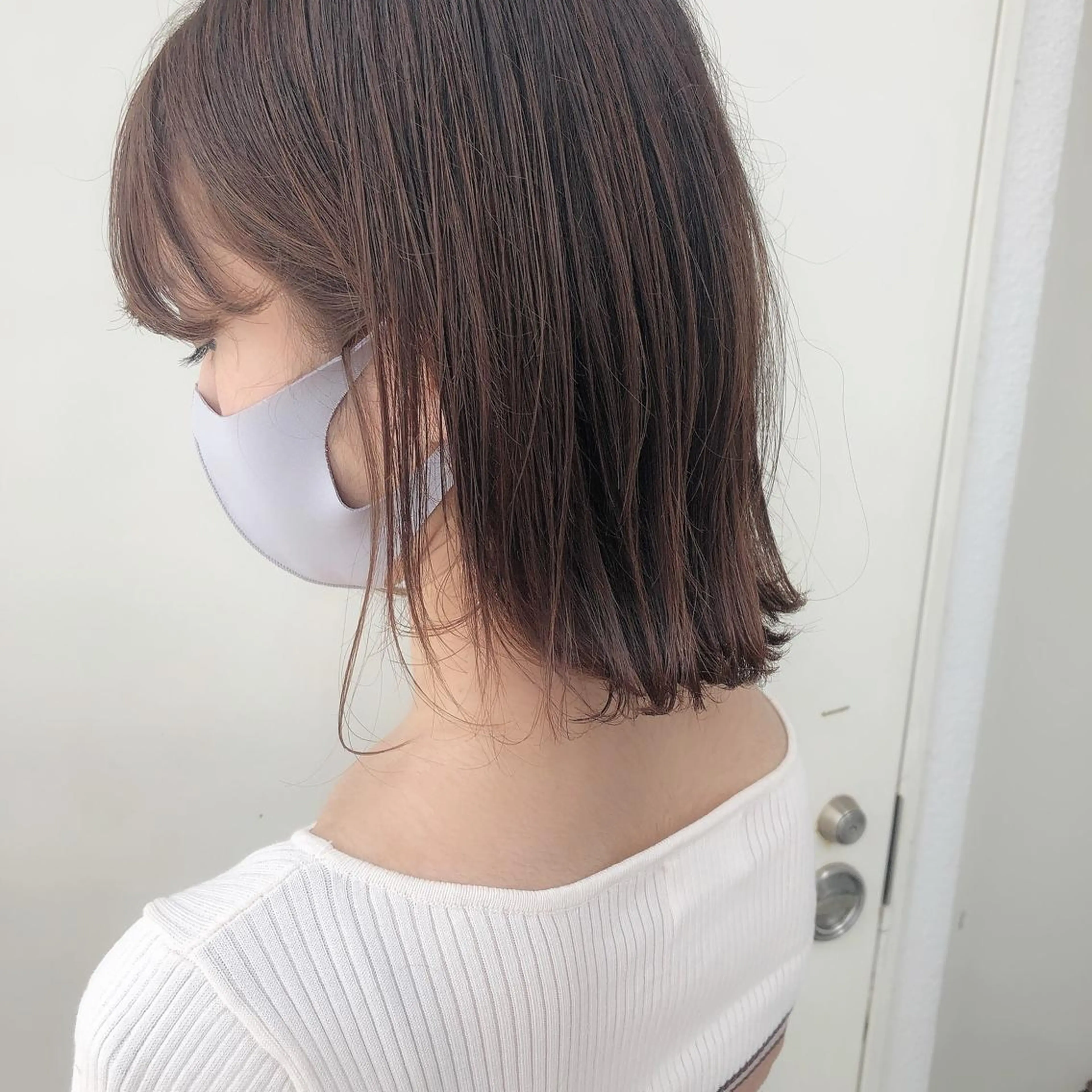 ミディアム カラー カット 韓国🇰🇷レイヤー 映える顔周り🩷のヘアスタイル