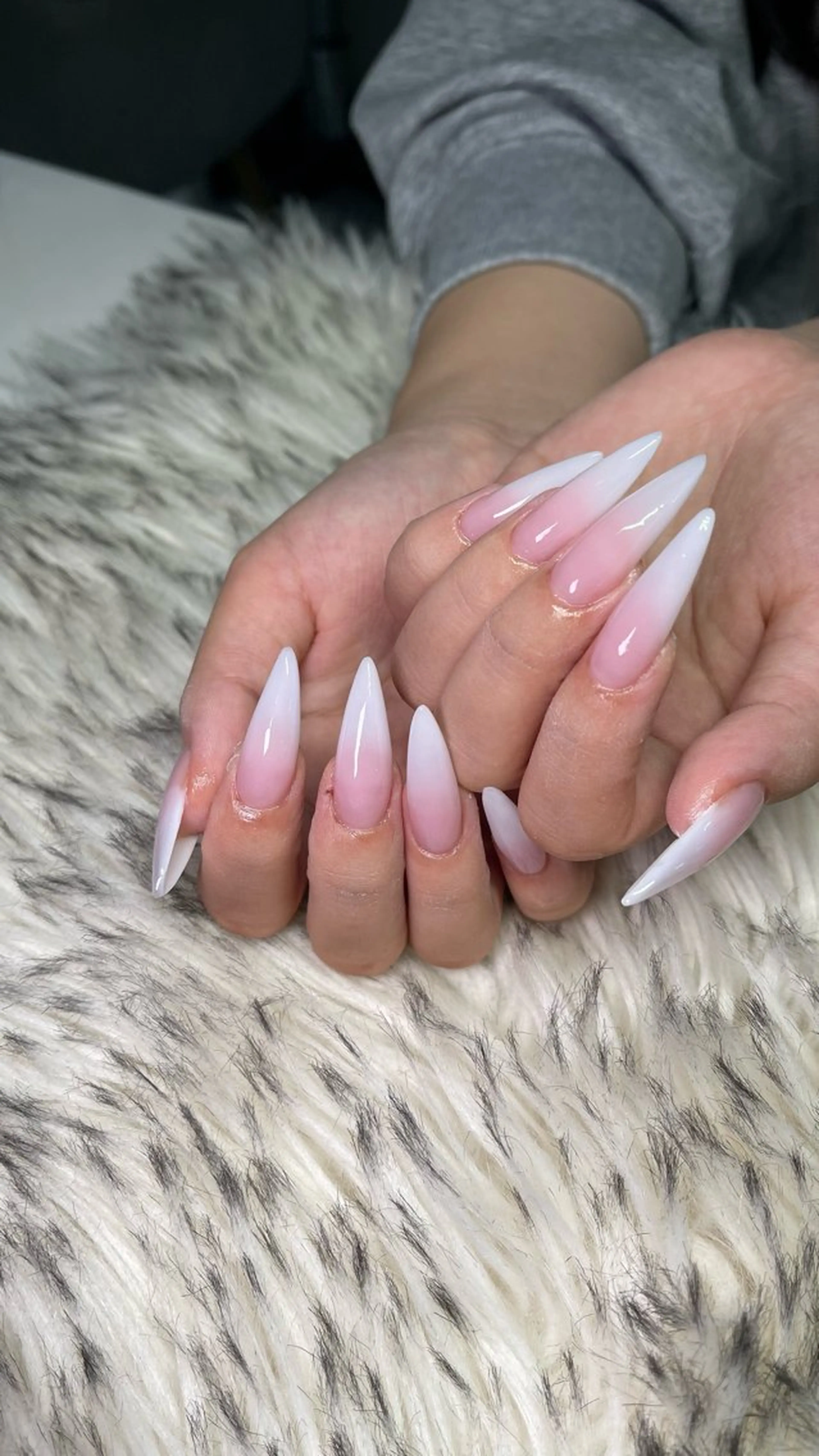 ネイル ハンドネイル NAIL FOCUS Lisaのネイルデザイン