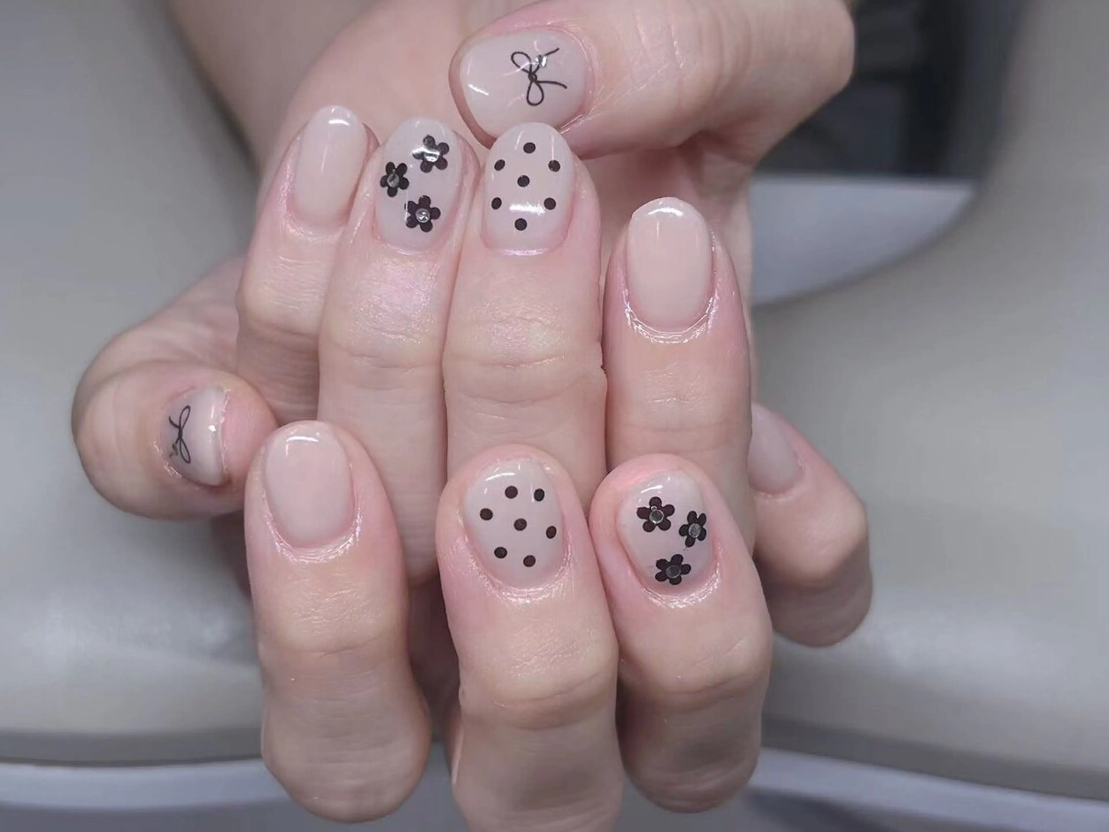 ネイル チークネイル 長さ出し フラッシュネイル フットネイル フレンチネイル Nail&Eyela sh Nanaのネイルデザイン