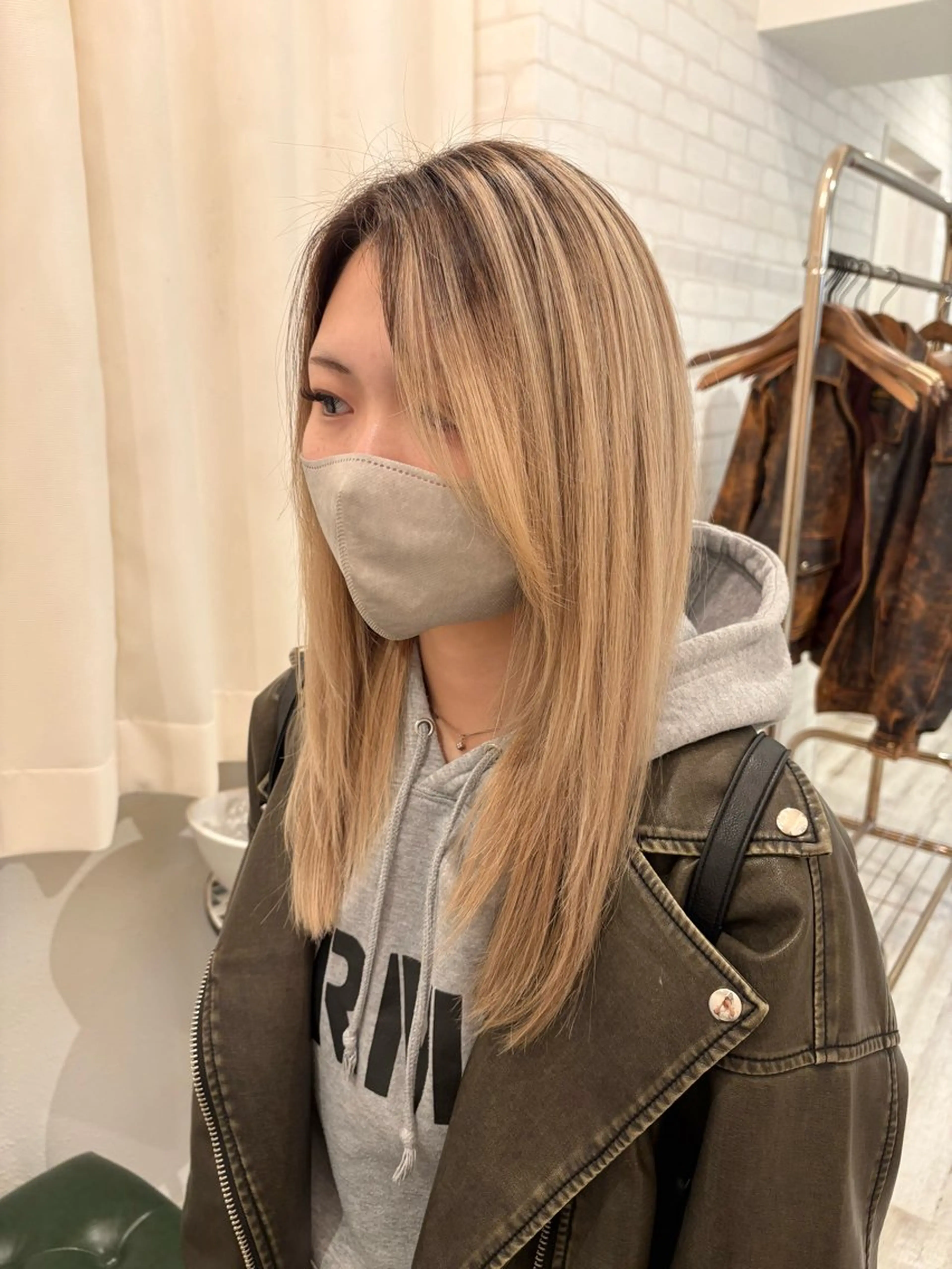 ロング 髪質改善 トリートメント トリートメント 透明感/韓国風 HIRARIのヘアスタイル