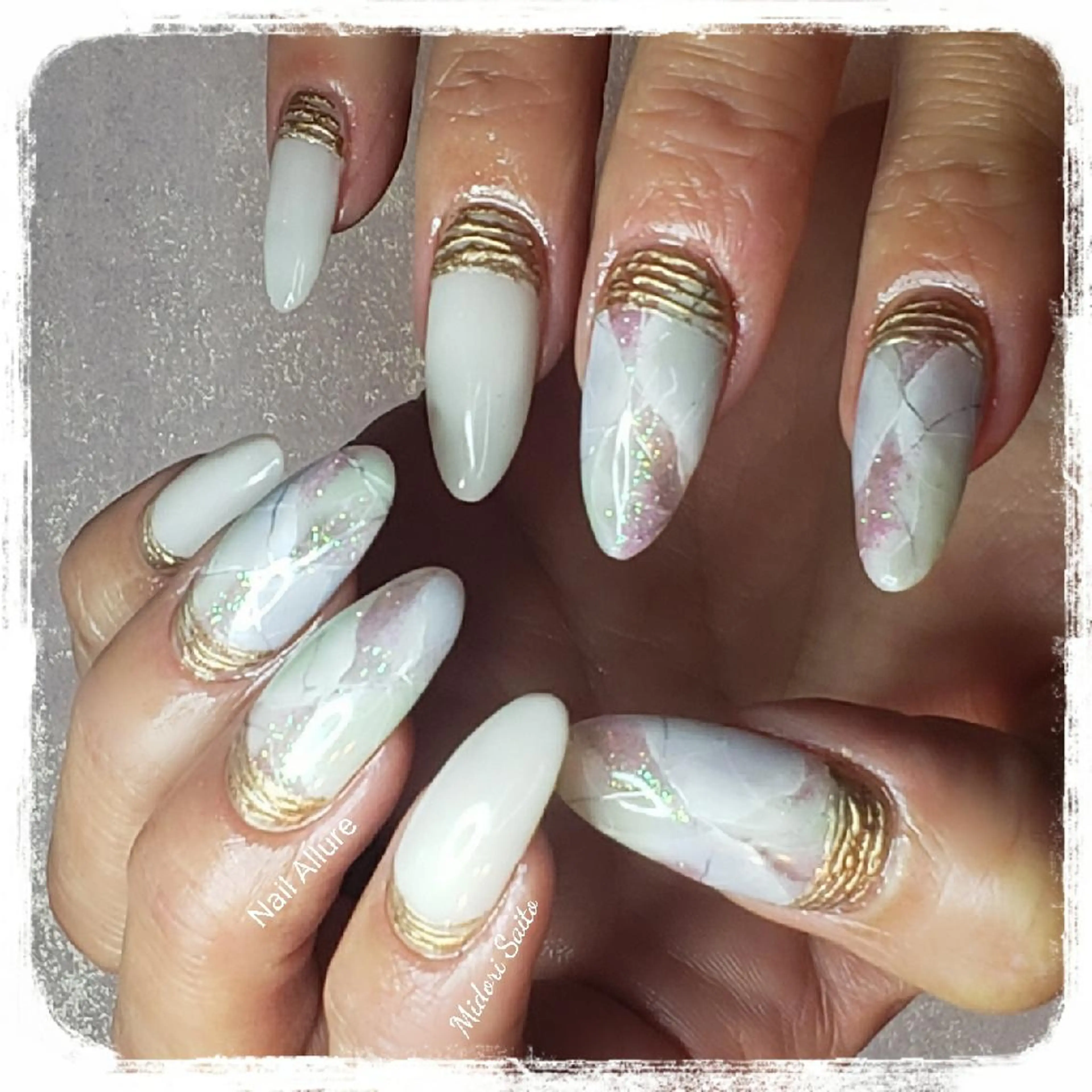 セミロング ネイル ニュアンスネイル Nail Allure(ネイル アルーア)所属・Nail Allureのネイルデザイン