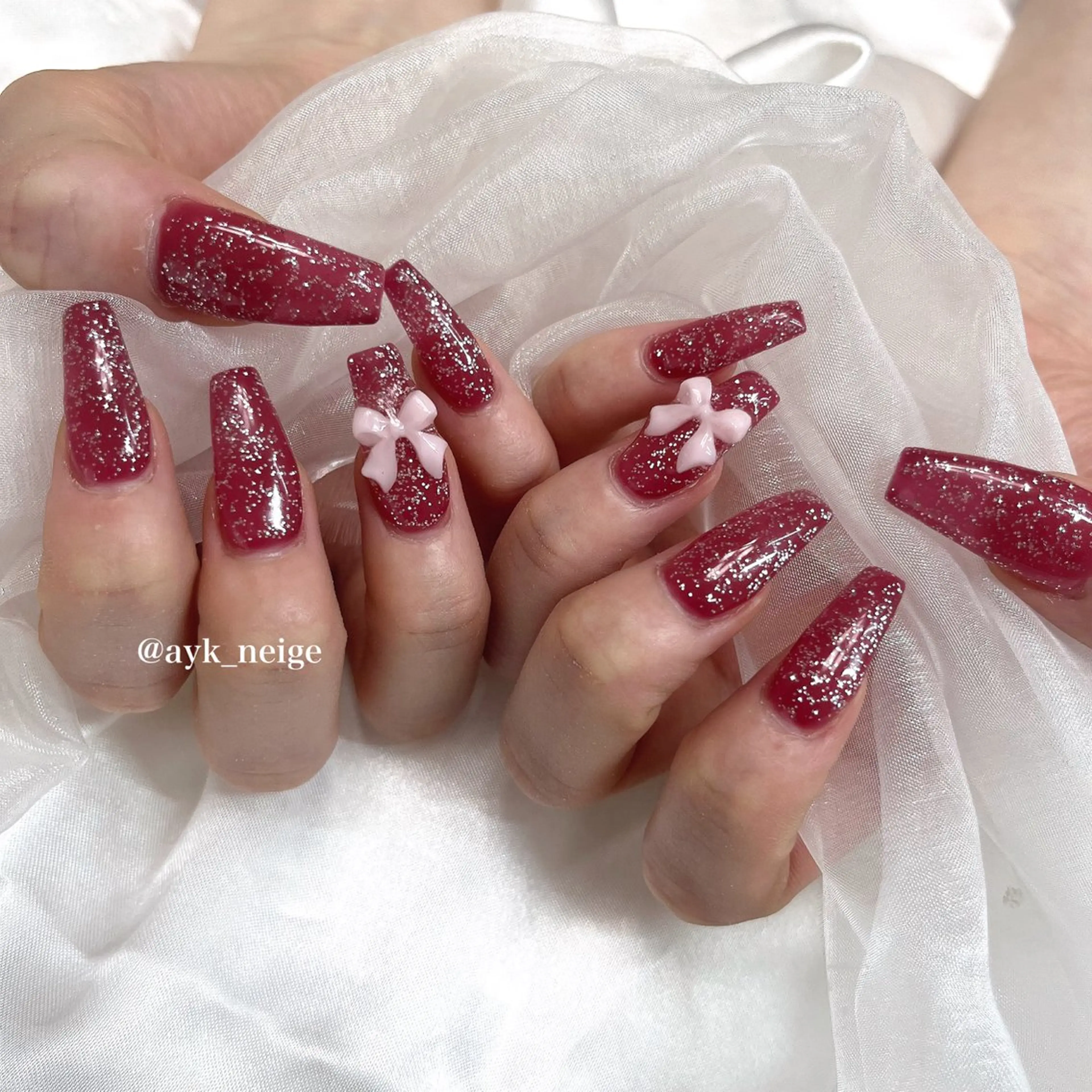 ネイル フットネイル フレンチネイル キラキラネイル 韓国ネイル マグネットネイル n'eige nail所属・大谷 綾香のネイルデザイン