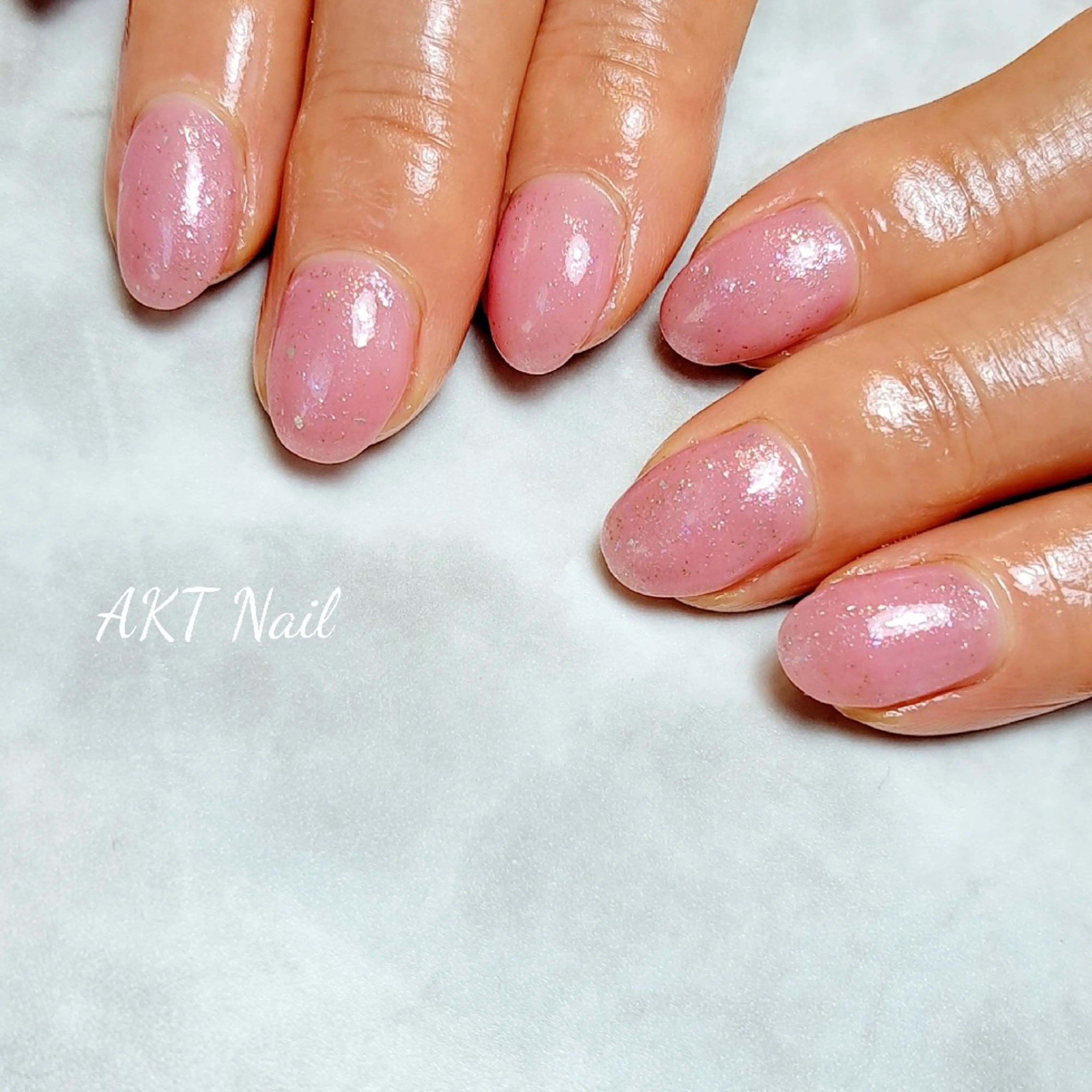 ネイル ハンドネイル AKT NAIL所属・AKT Beauty ドライヘッドスパのネイルデザイン