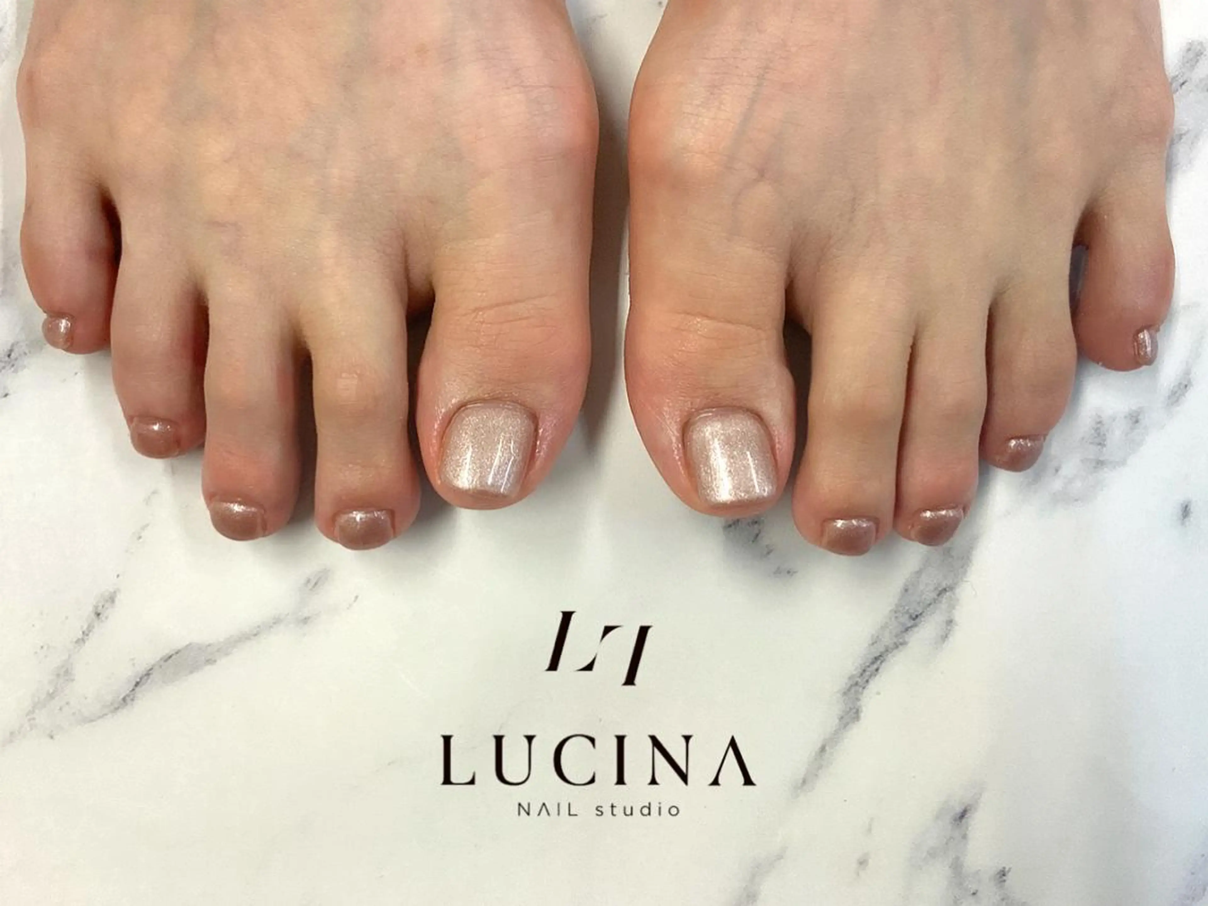 ネイル ワンカラーネイル 新橋 ルキナ スタッフのネイルデザイン