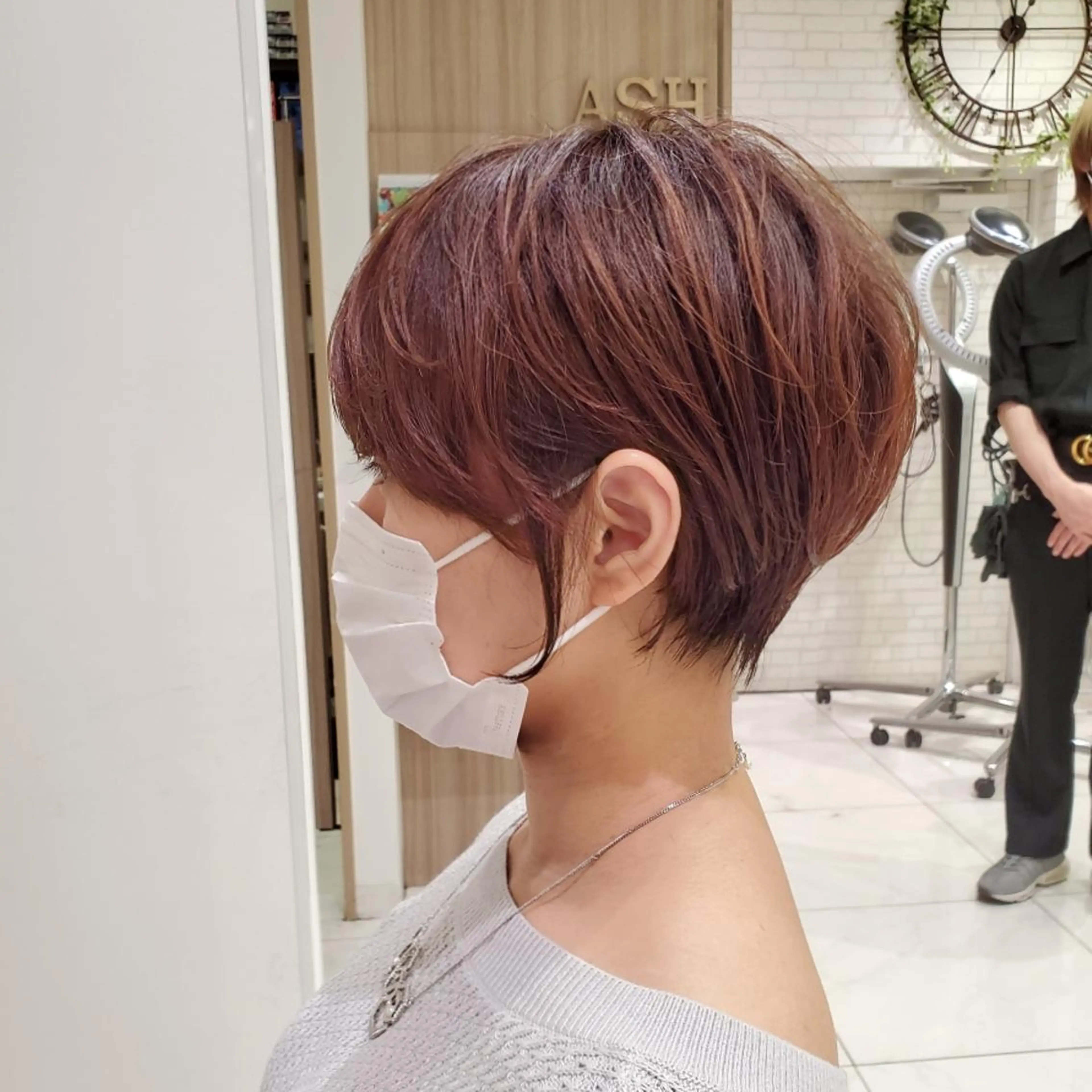 ショート カラー ベージュカラー イルミナカラー ピンクカラー ピンクベージュ 中村 和貴のヘアスタイル