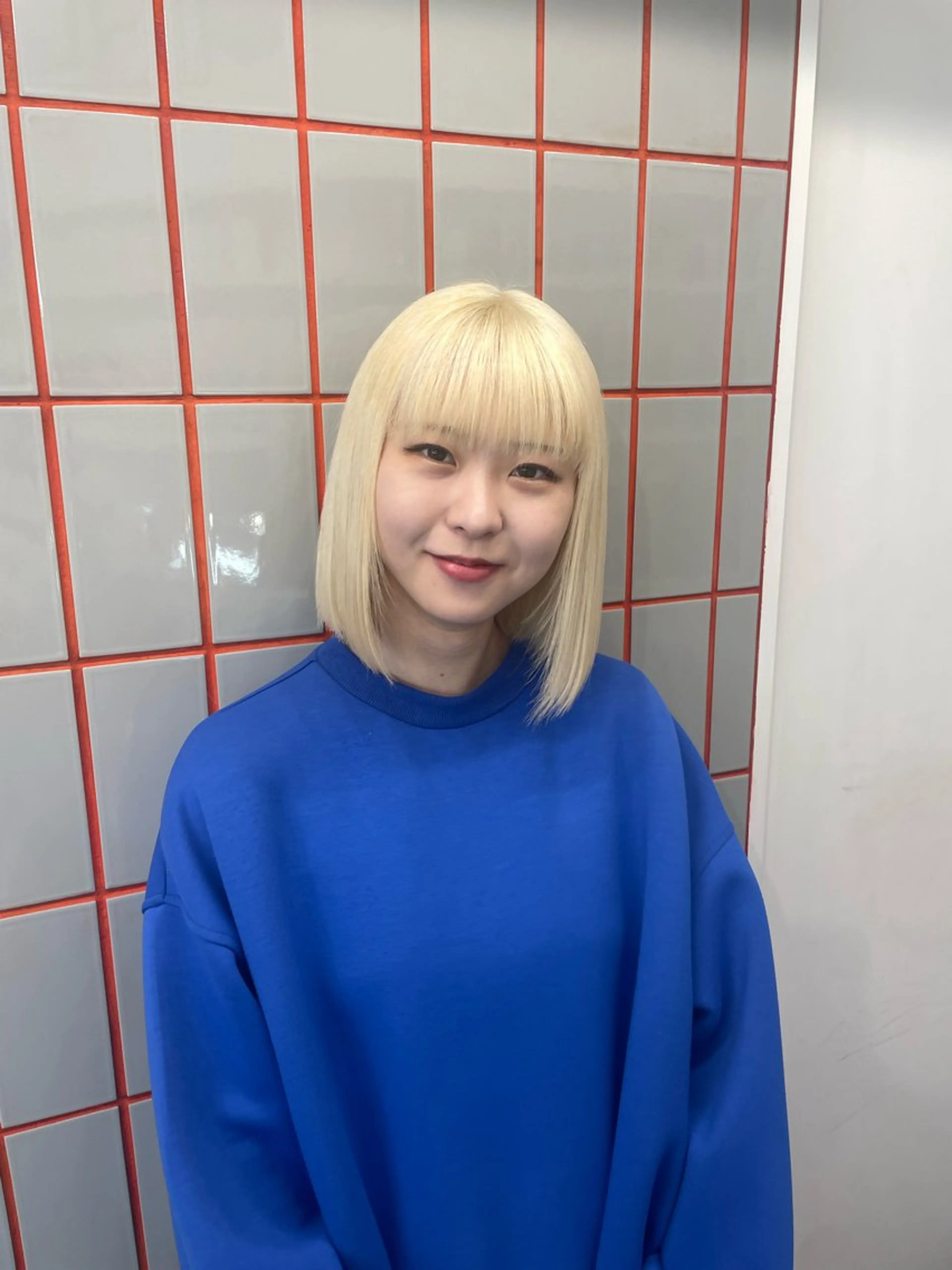 ミディアム ヘアカラー 韓国ハイトーン🦋 hikariのヘアスタイル