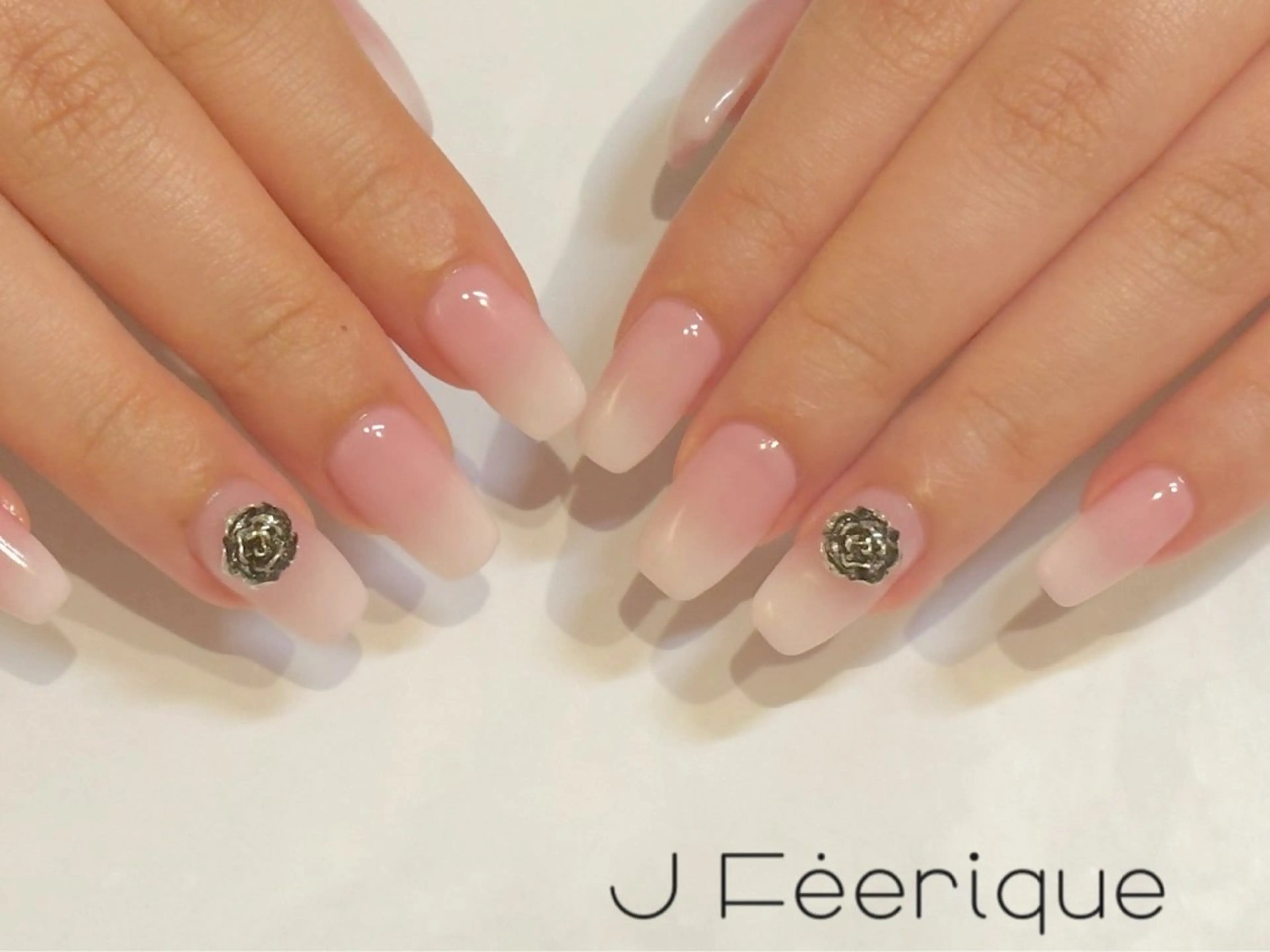 ネイル J Feerique ネイル/南森町のネイルデザイン