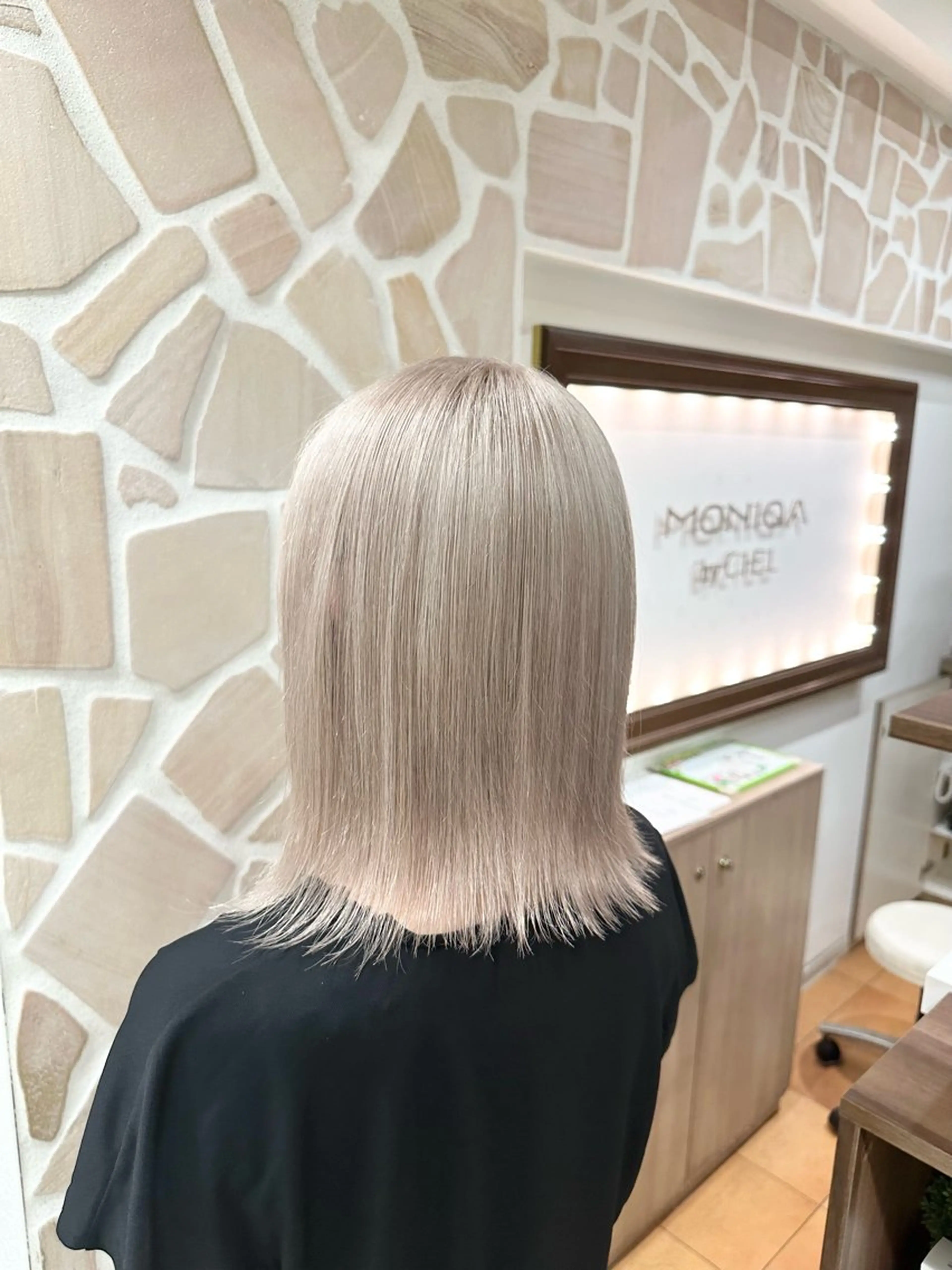 ミディアム カラー ヘアアレンジ ブリーチ ヘアカラー トリートメント MONIQA所属・🐲RYUKI メンズブリーチのヘアスタイル