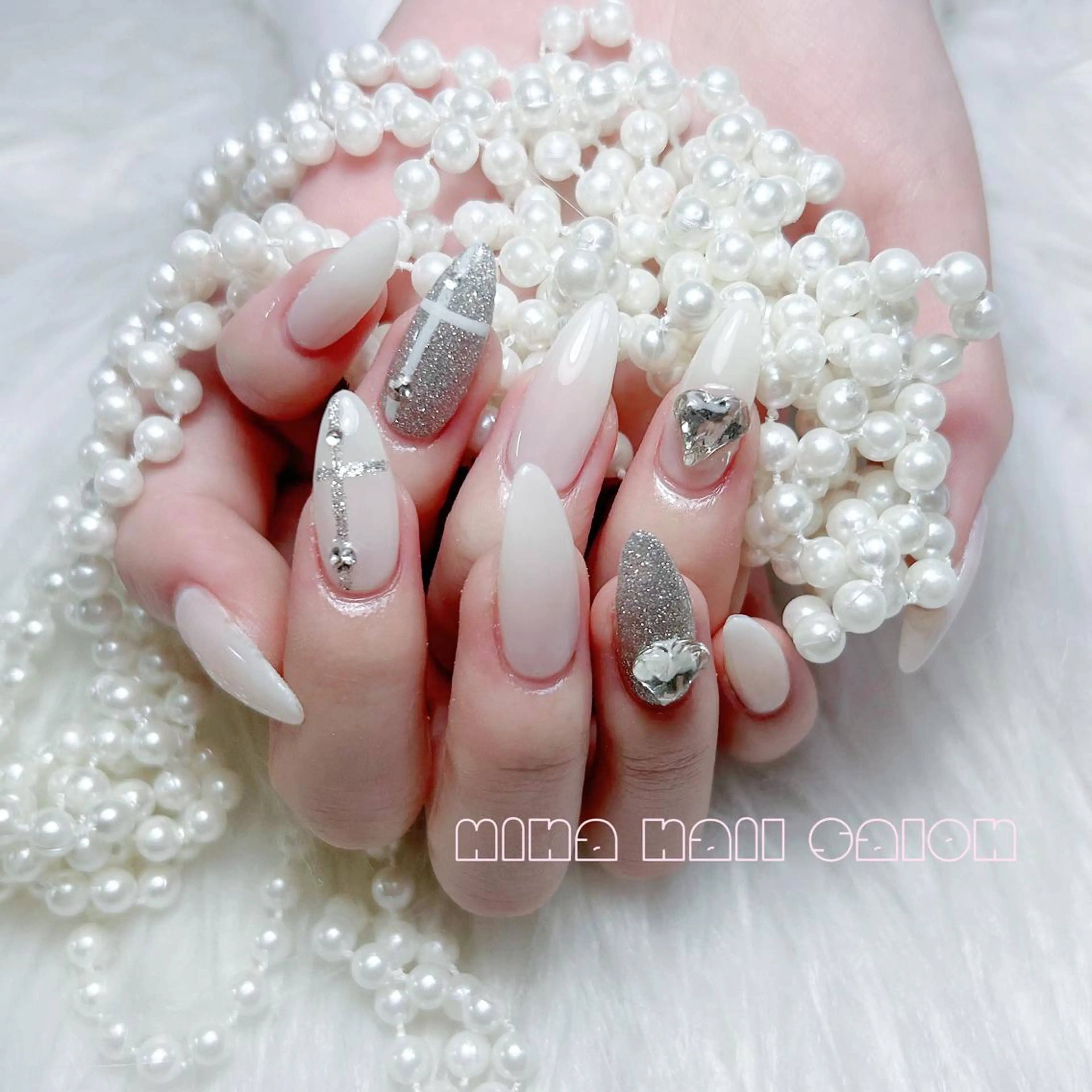 ネイル Mina🤍 愛莉🪽のネイルデザイン