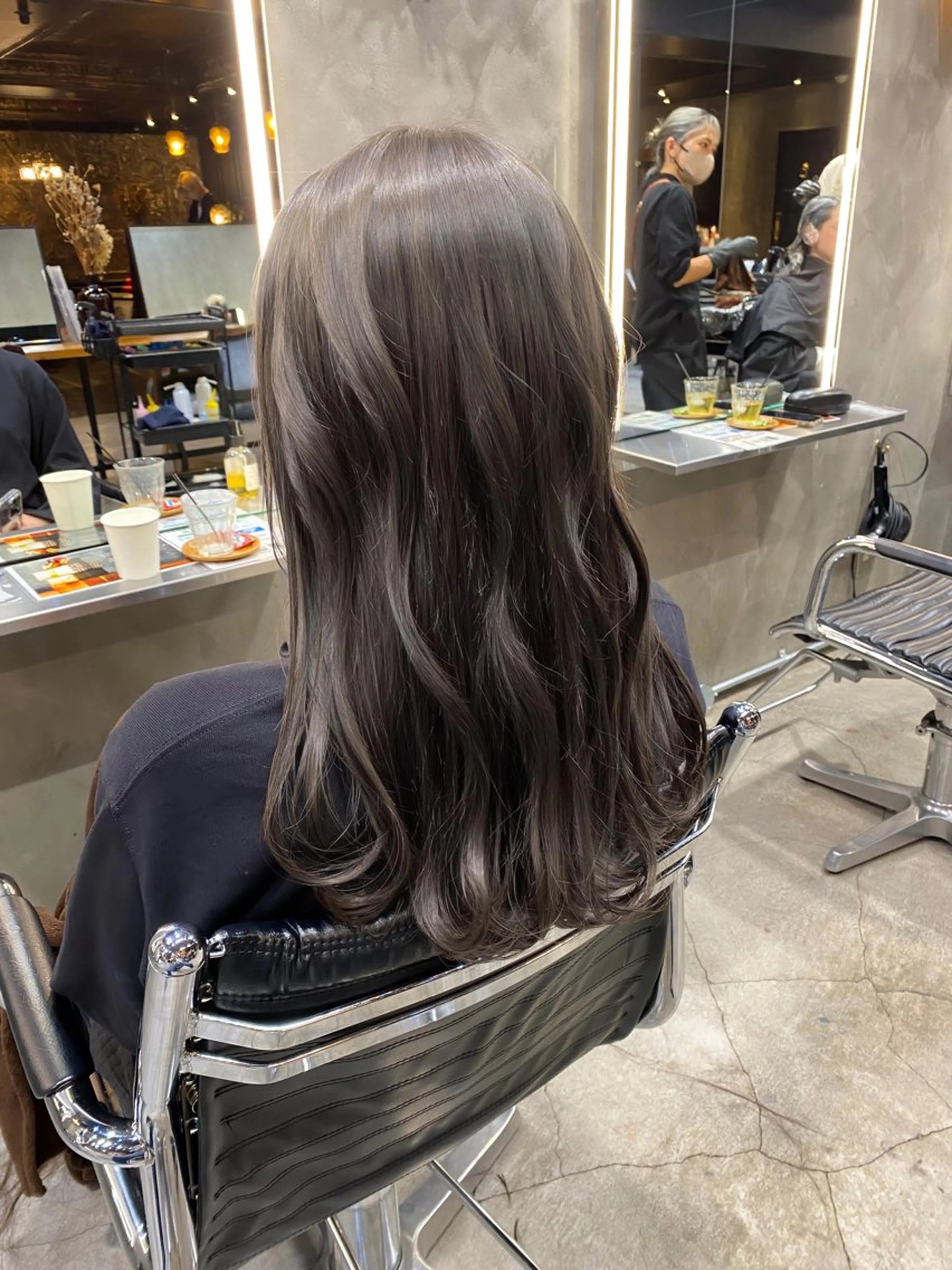 セミロング カラー トリートメント ブリーチなしダブル カラー🧸🐺陽介のヘアスタイル