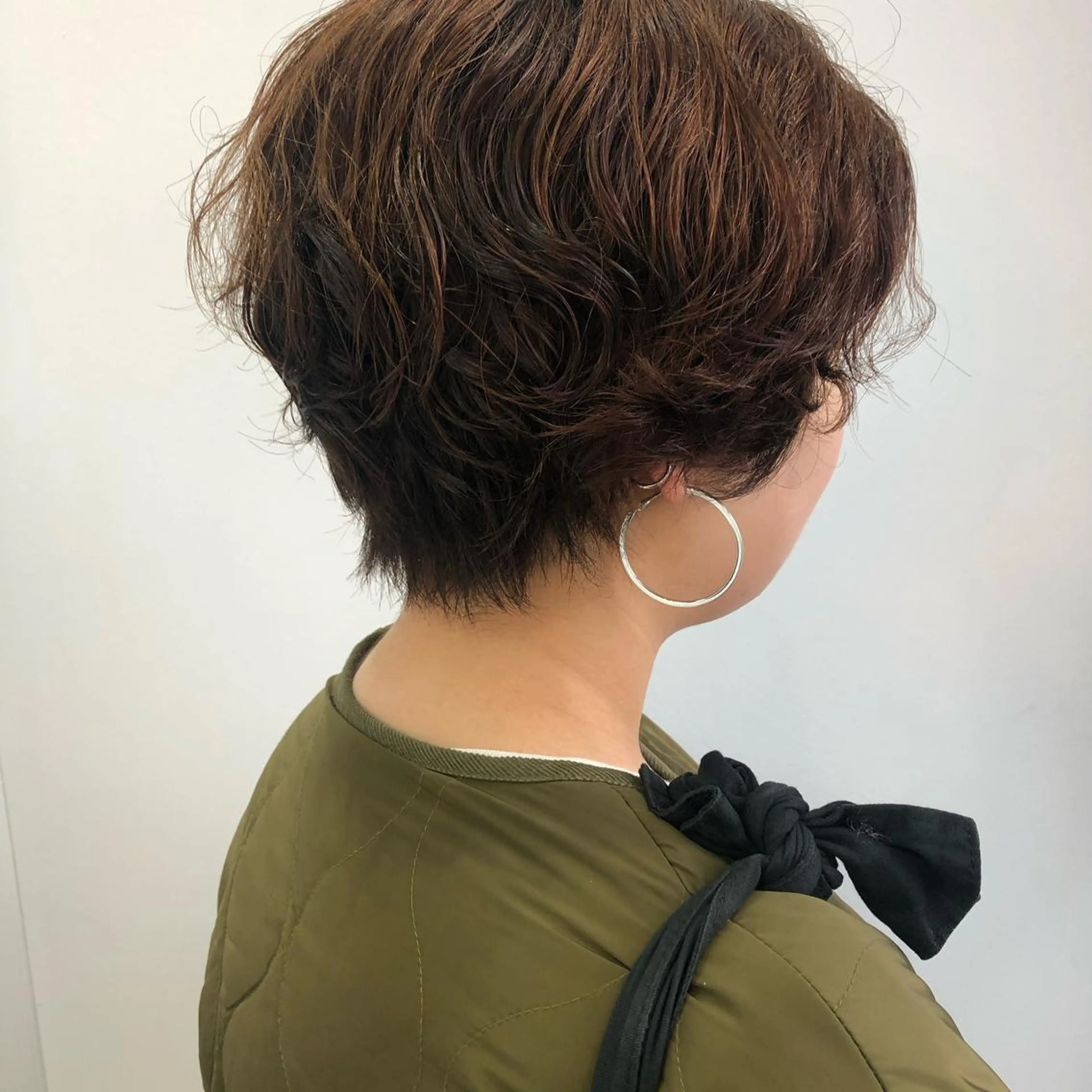 ショート カラー パーマ カット トリートメント ヘアセット レイヤー/ハイトーン 🧸SENAのヘアスタイル