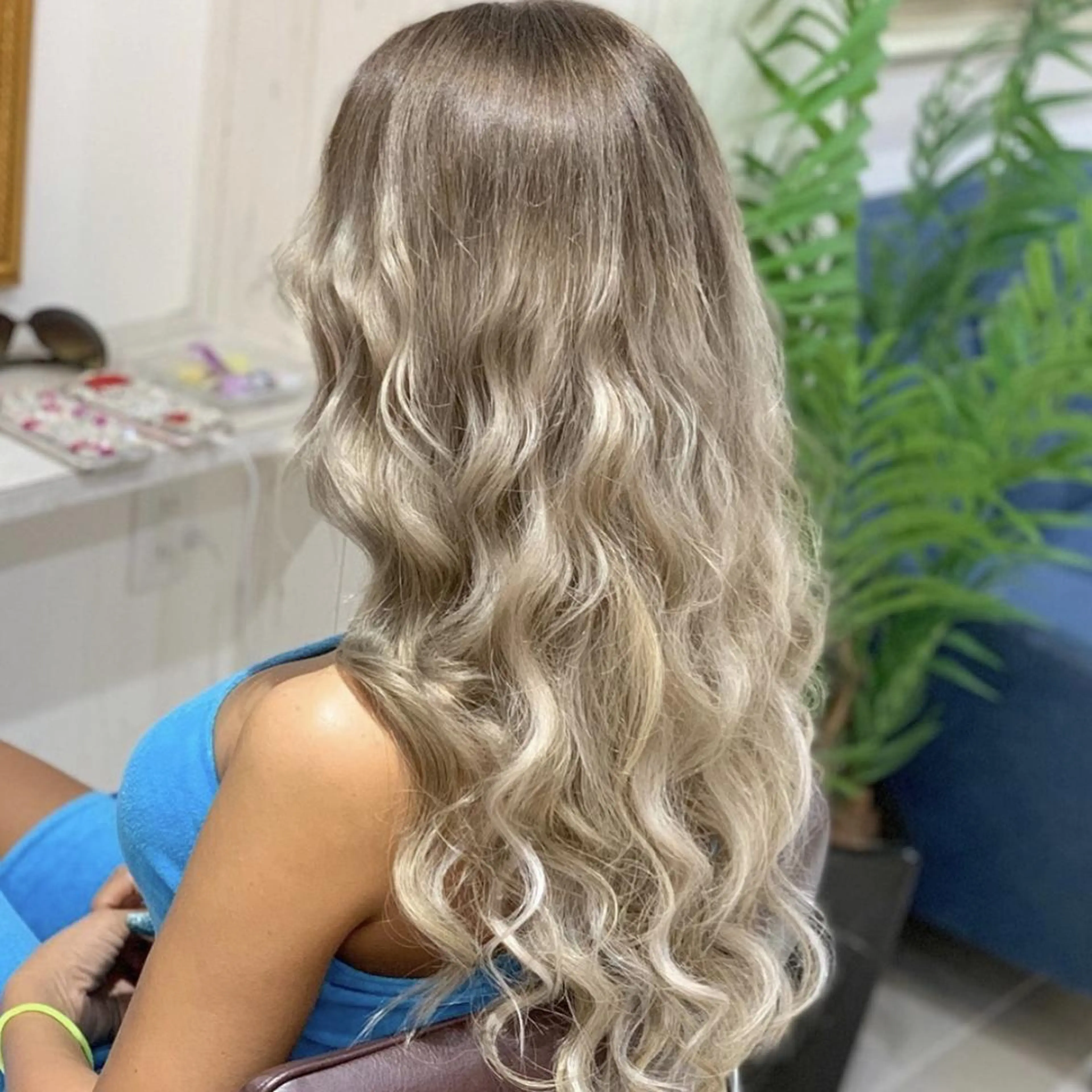 ロング シールエクステ エクステ ハイライト レイヤーカット モデル募集中 ★D.Cのヘアスタイル