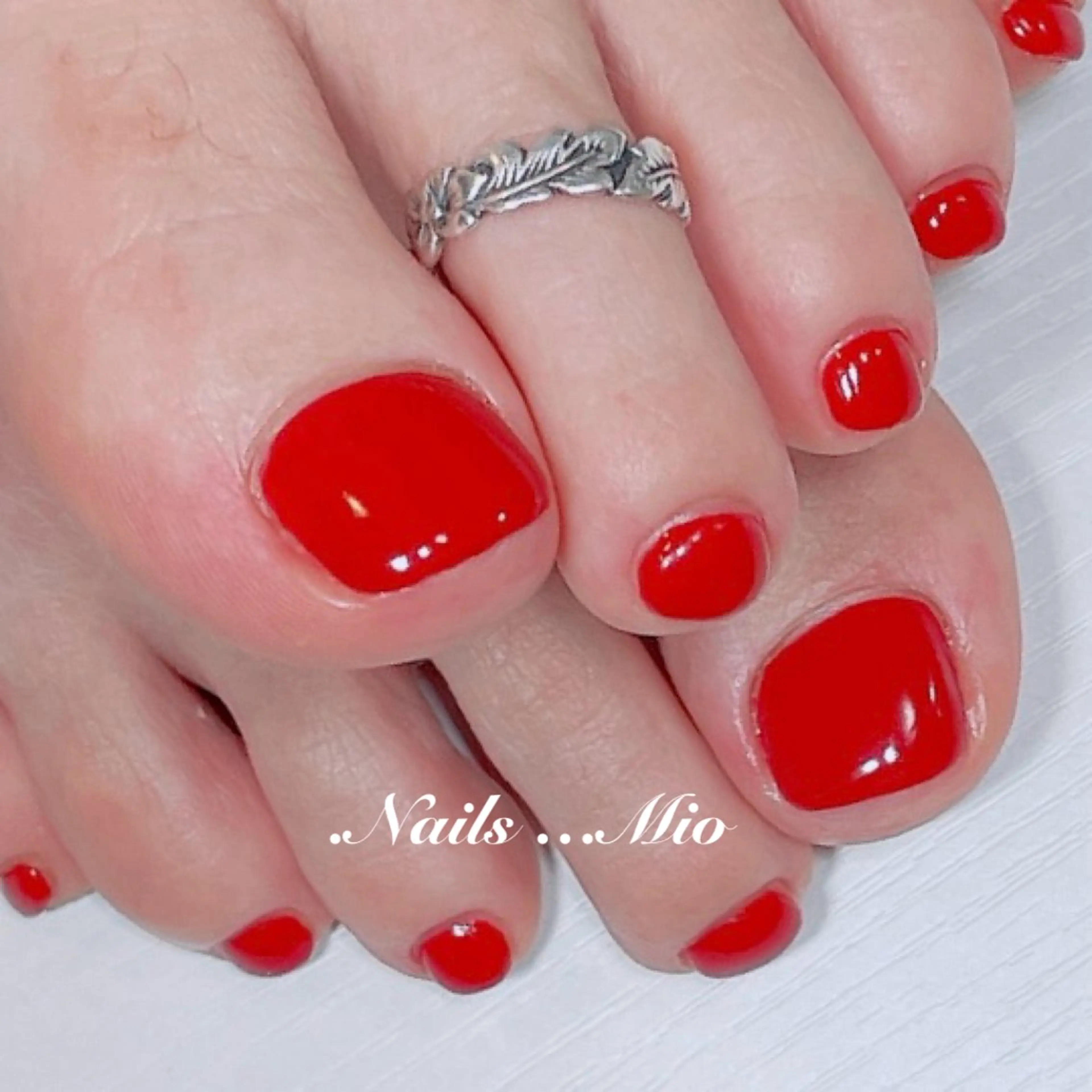 ネイル フットネイル ジェルネイル ワンカラーネイル .Nails Mio 赤羽西ネイルサロンのネイルデザイン