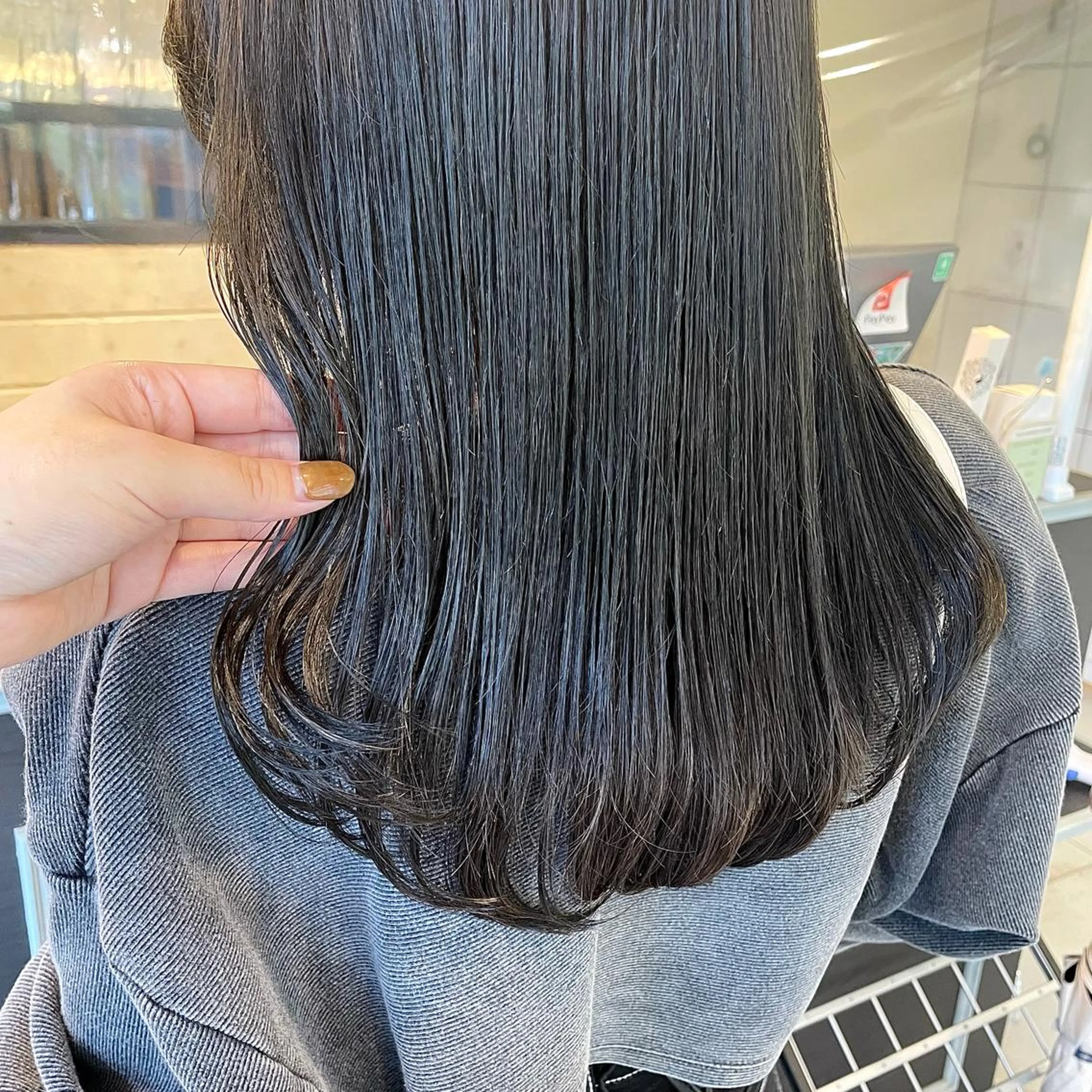 ロング カラー スナコザワ レナのヘアスタイル