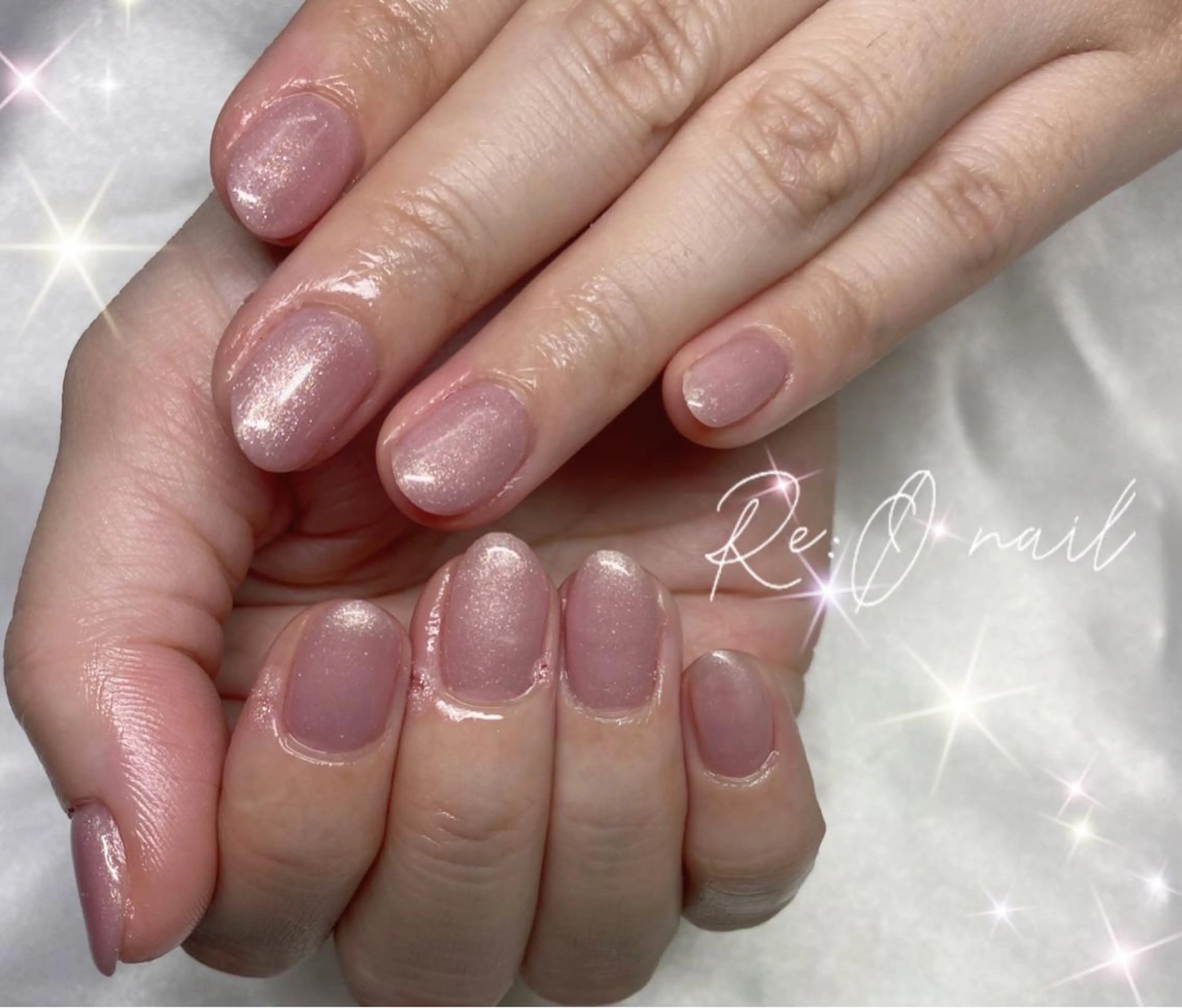 ネイル ラメ(グリッター) ピンク ピンクベージュ ハンドネイル Re:Ø nail 🩵TSUJIのネイルデザイン