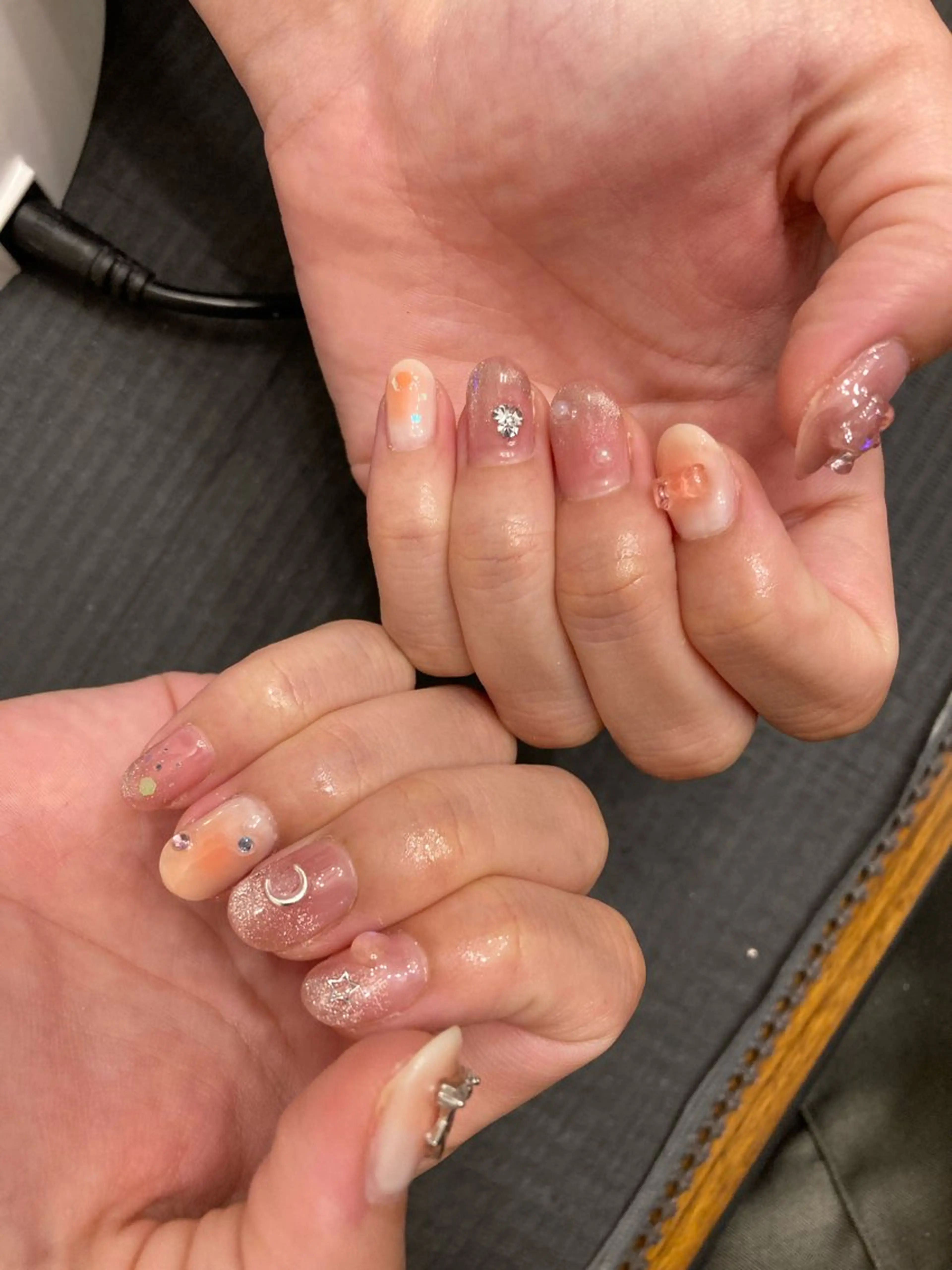 ネイル ハンドネイル ハンドケア 爪の絵描き屋　ミテネイル所属・爪の絵描き屋 ミテネイルのネイルデザイン