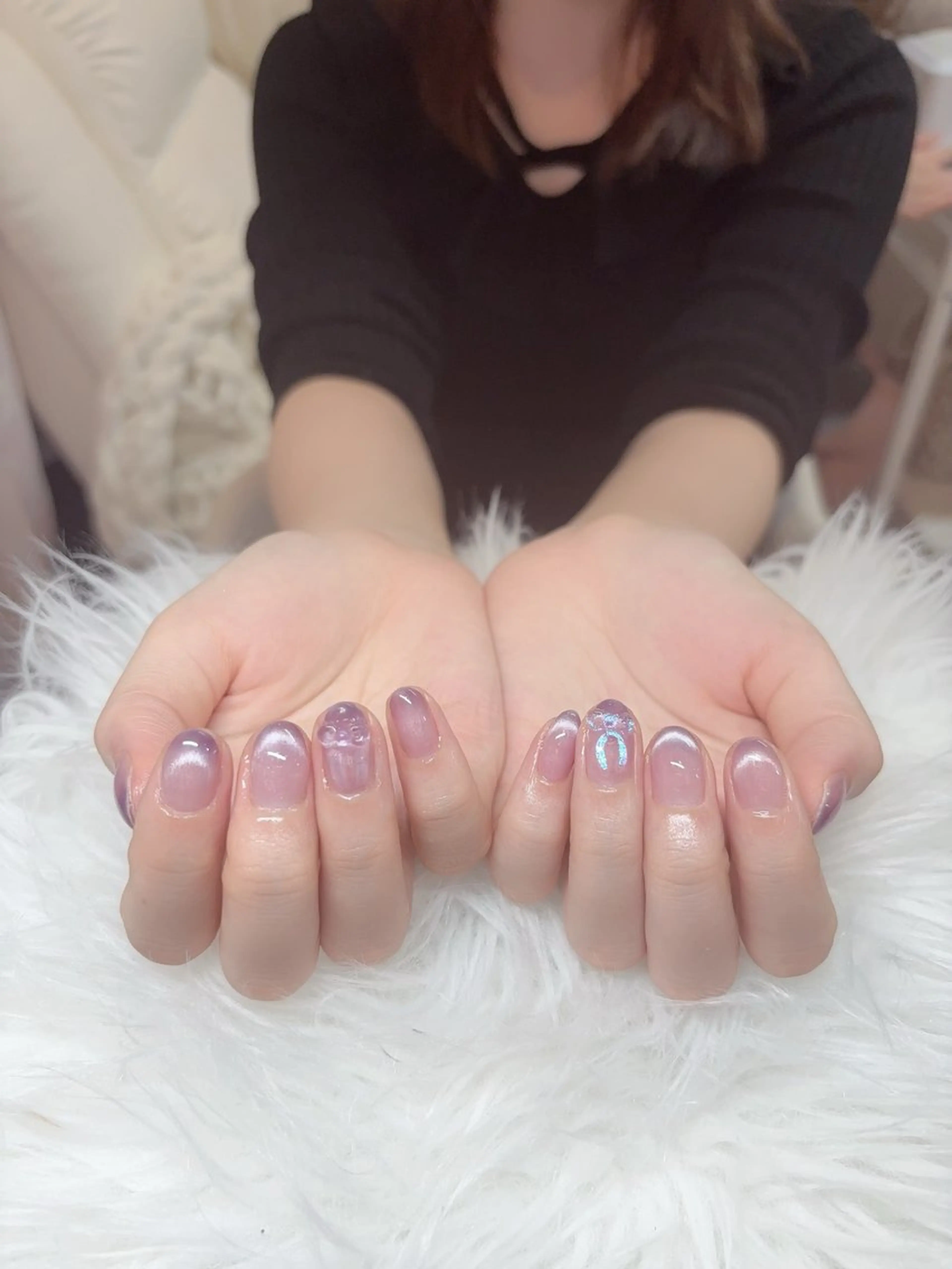 ネイル フレンチネイル グラデーション マグネットネイル ミラーネイル 持ち込み ハンドネイル yurinail所属・yuri nail 高田馬場のネイルデザイン