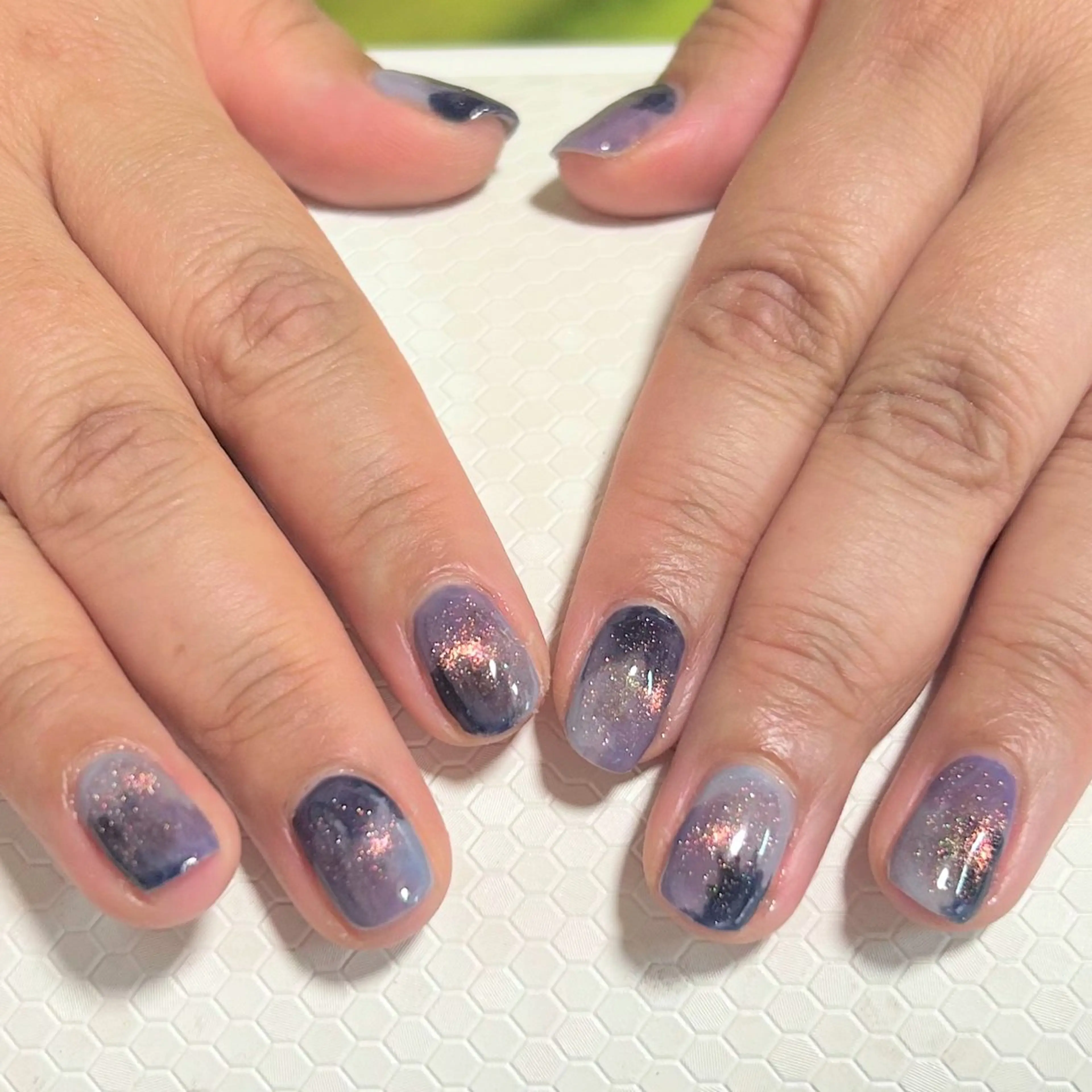 ネイル ブルー 大理石ネイル(マーブル) 赤色 ハンドネイル Hand&Nail AIKO所属・モニターさん募集中 💅AIKOのネイルデザイン