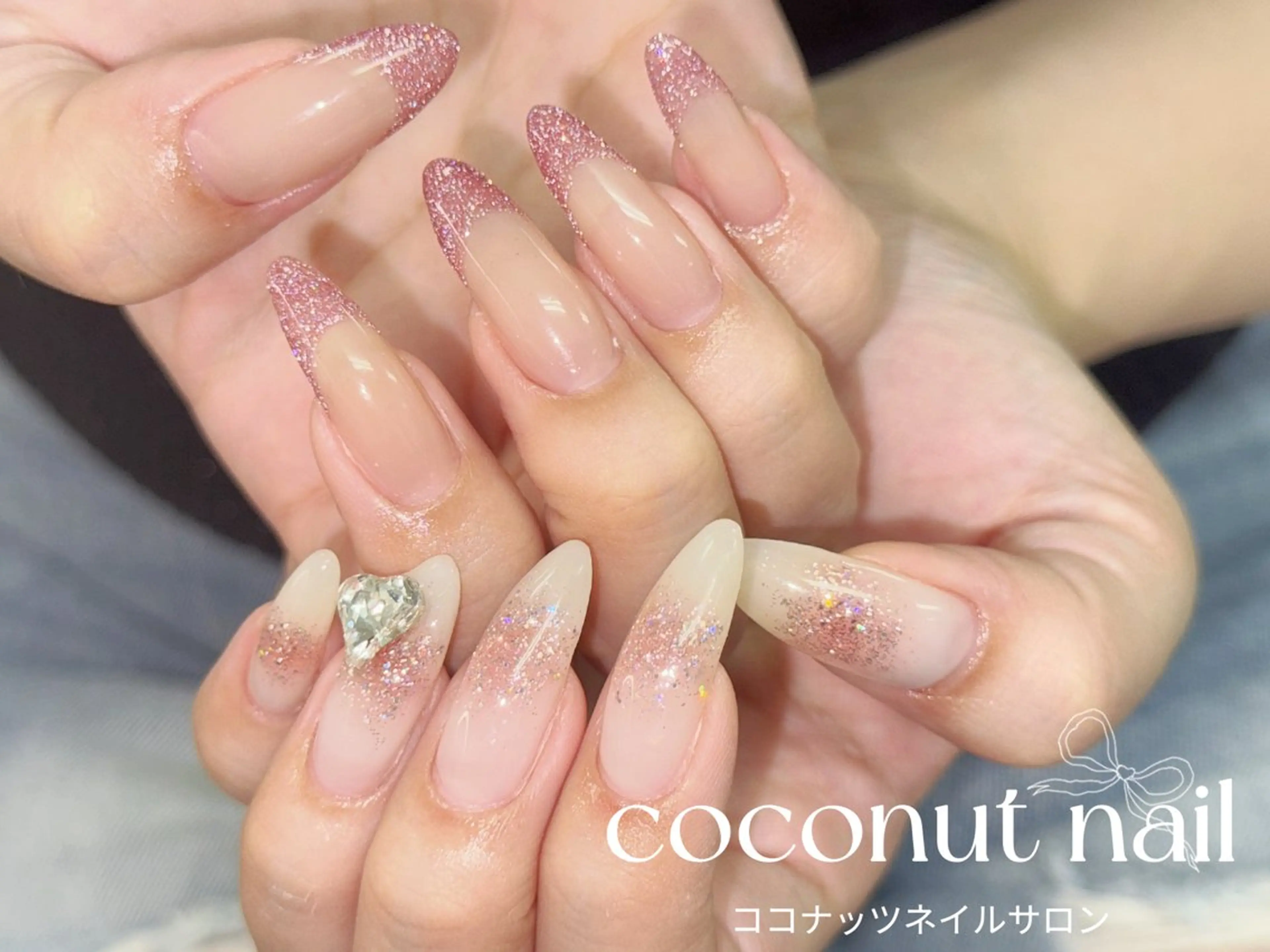 ネイル べっ甲ネイル フレンチネイル キラキラネイル マグネットネイル 大理石ネイル(マーブル) ハンドネイル 神田 ココナッツのネイルデザイン
