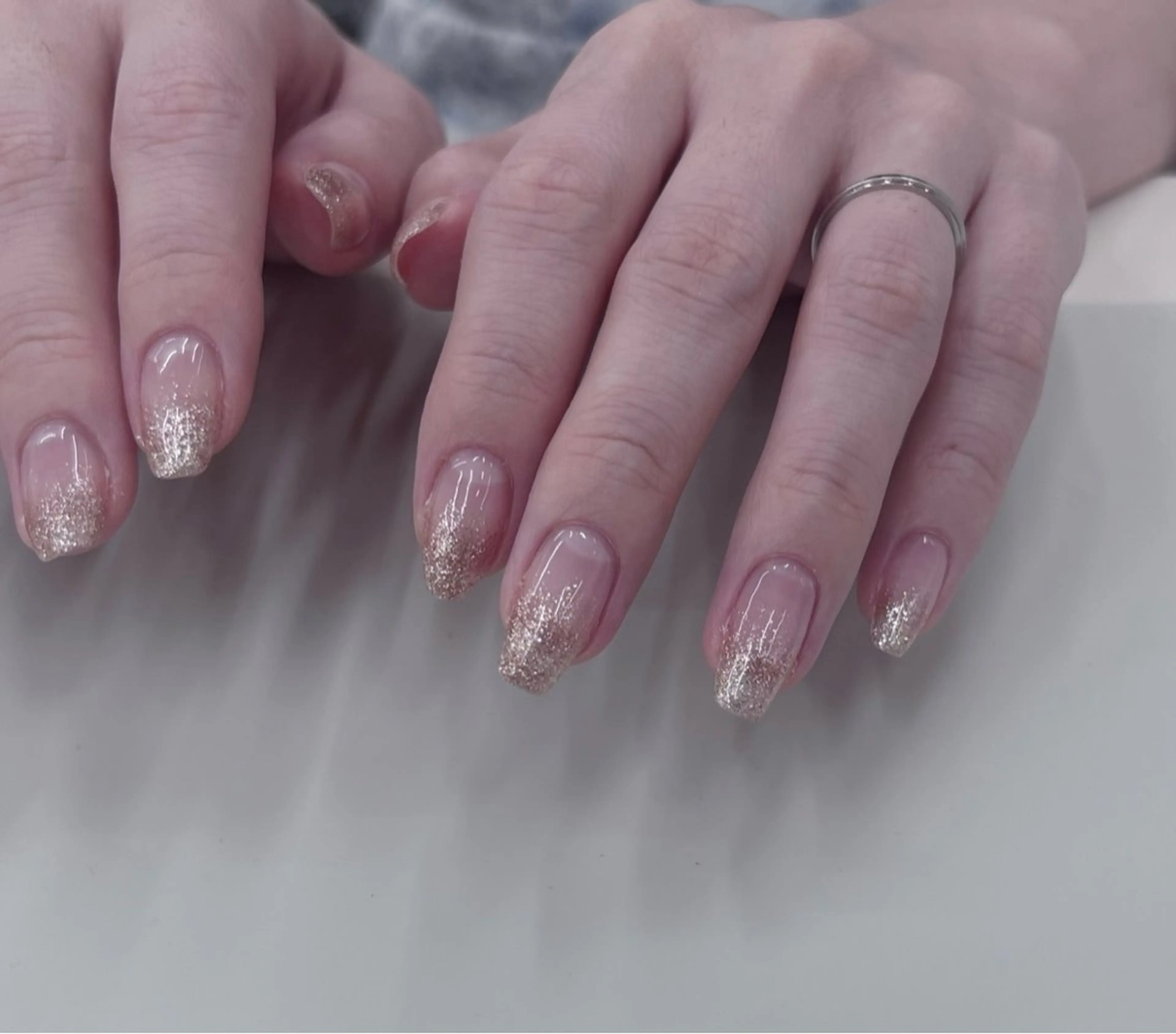 ラメグラデーション【オフなし】の写真