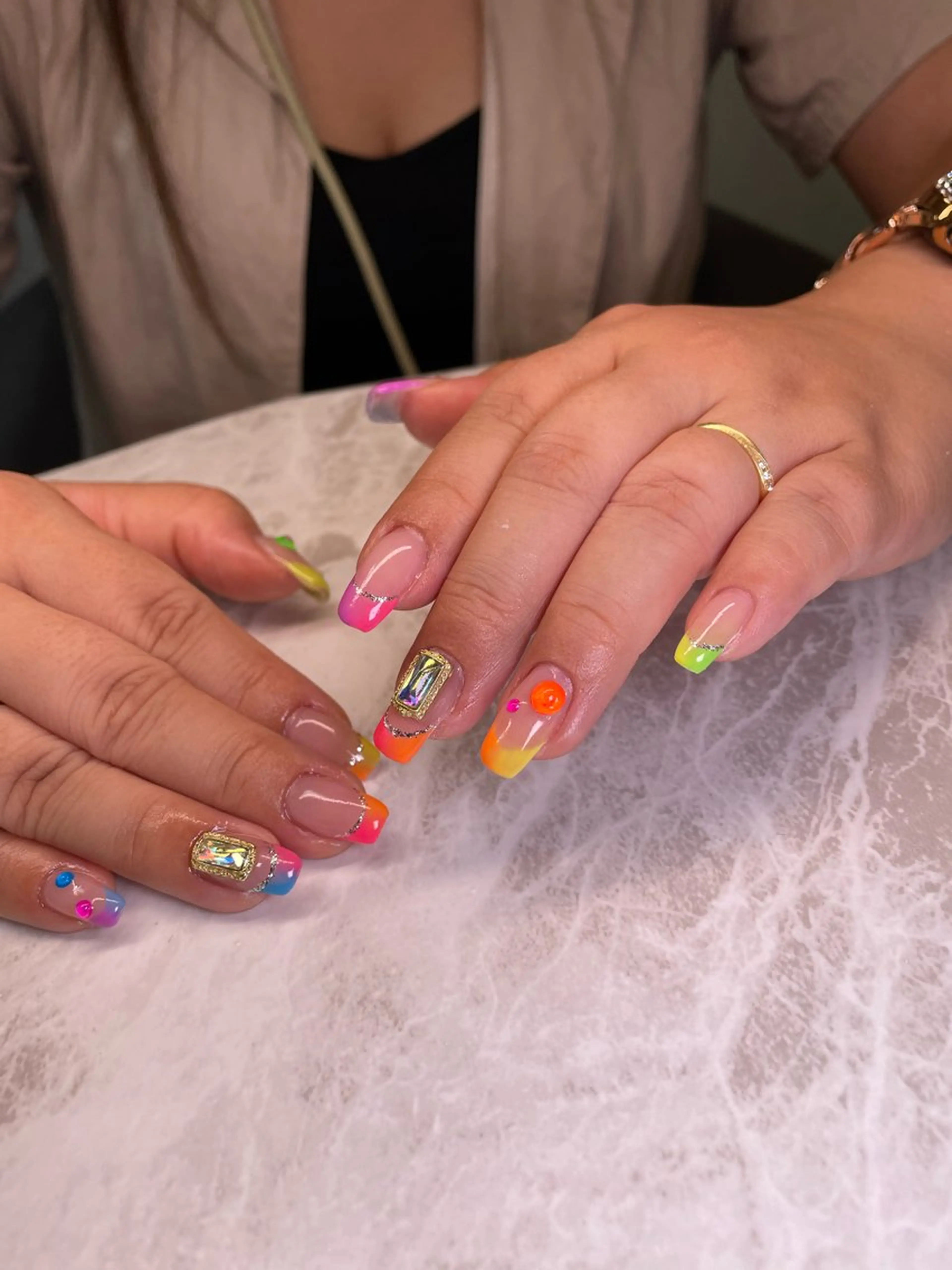 ネイル ハンドネイル YOUTH nails waxing所属・YOUTH natsumiのネイルデザイン