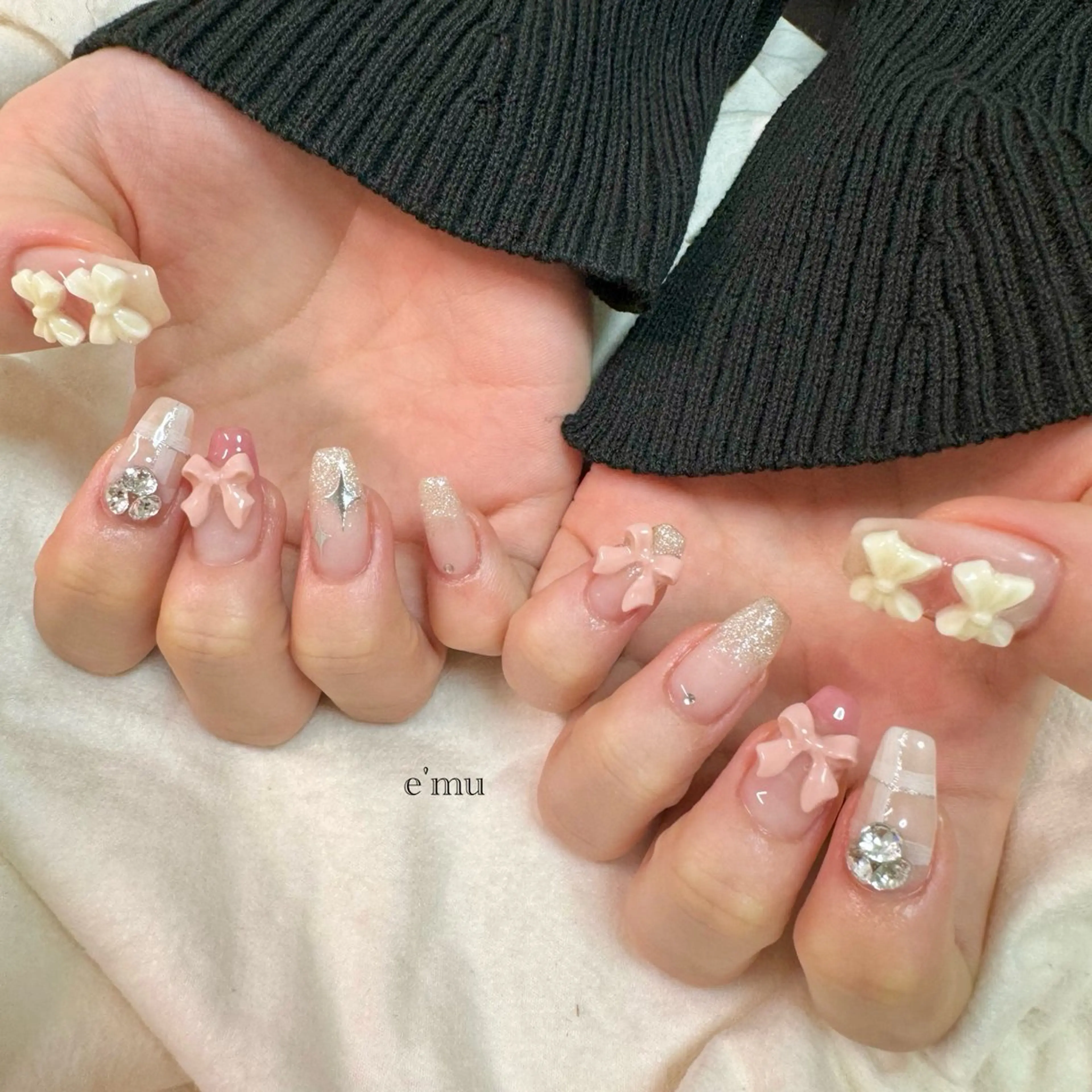 ネイル ガーリー ハンドネイル nail salon e'mu💐のネイルデザイン