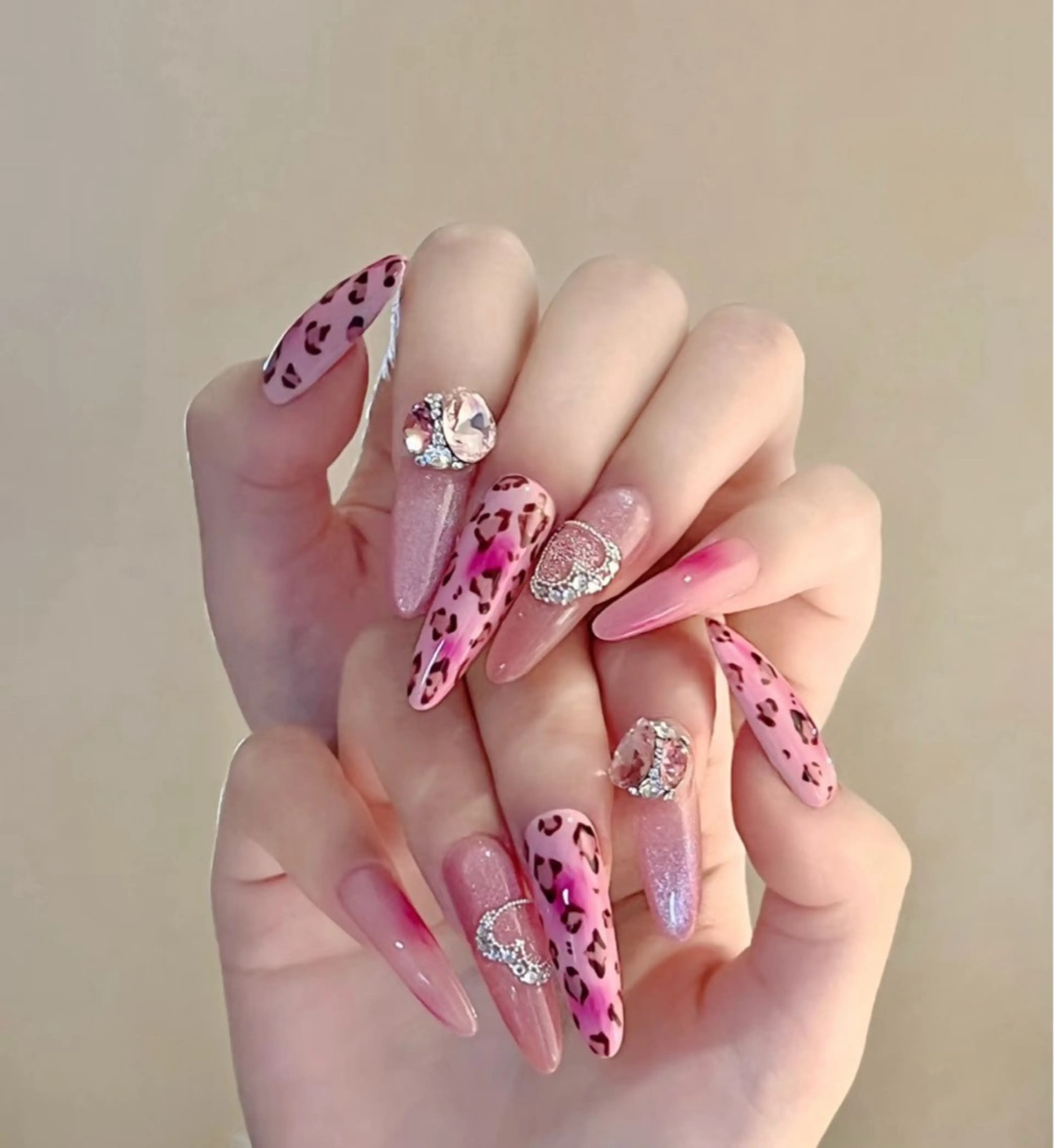 ネイル アートネイル オーロラネイル チークネイル フレンチネイル ガラスフレンチ ハンドネイル 🎀🎀YooLi Nail Salonのネイルデザイン