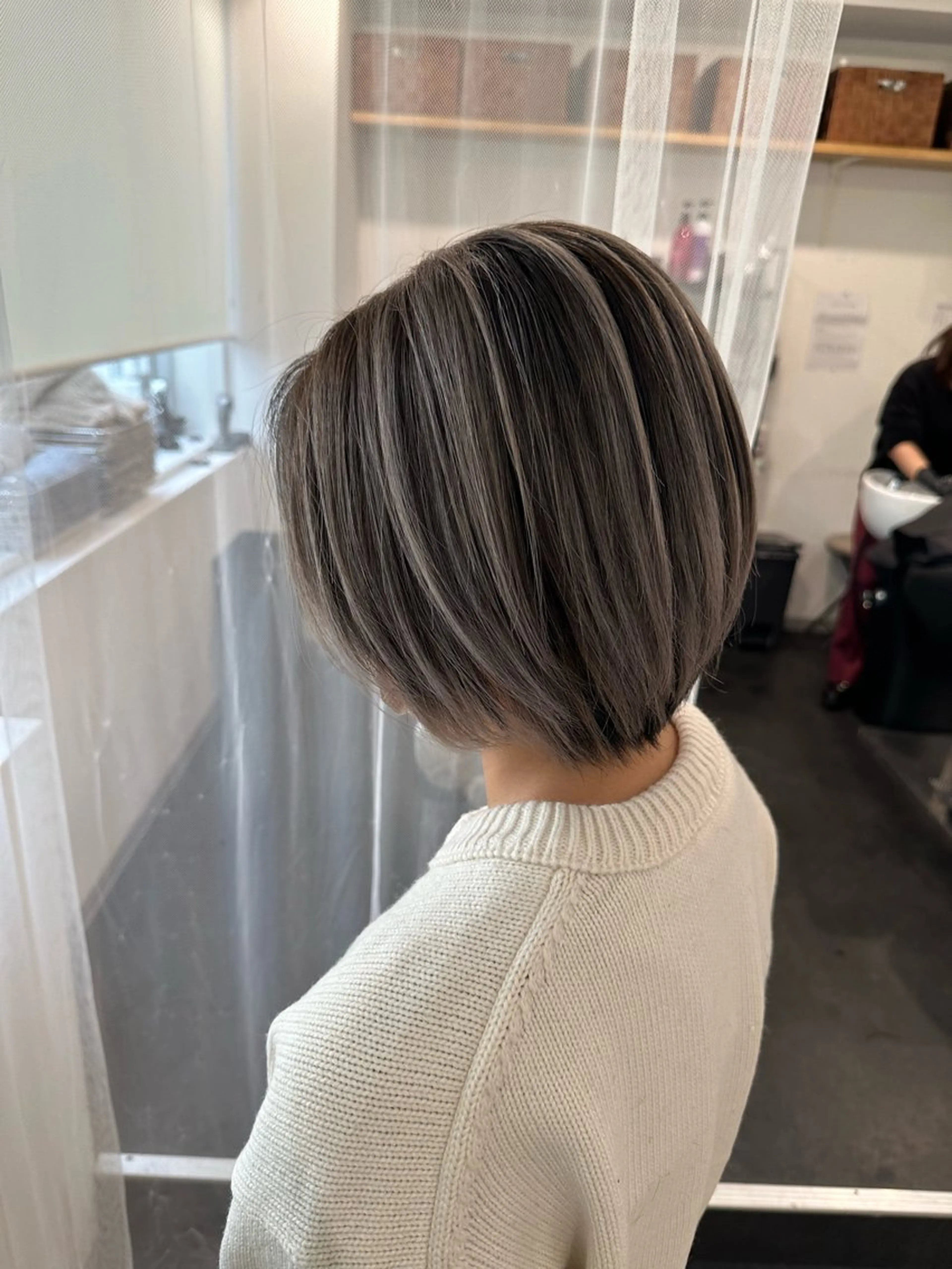 ショート カラー ショートボブ アディクシーカラー バレイヤージュ ブリーチ ケアブリーチ カット JIL BLAN 京都のヘアスタイル